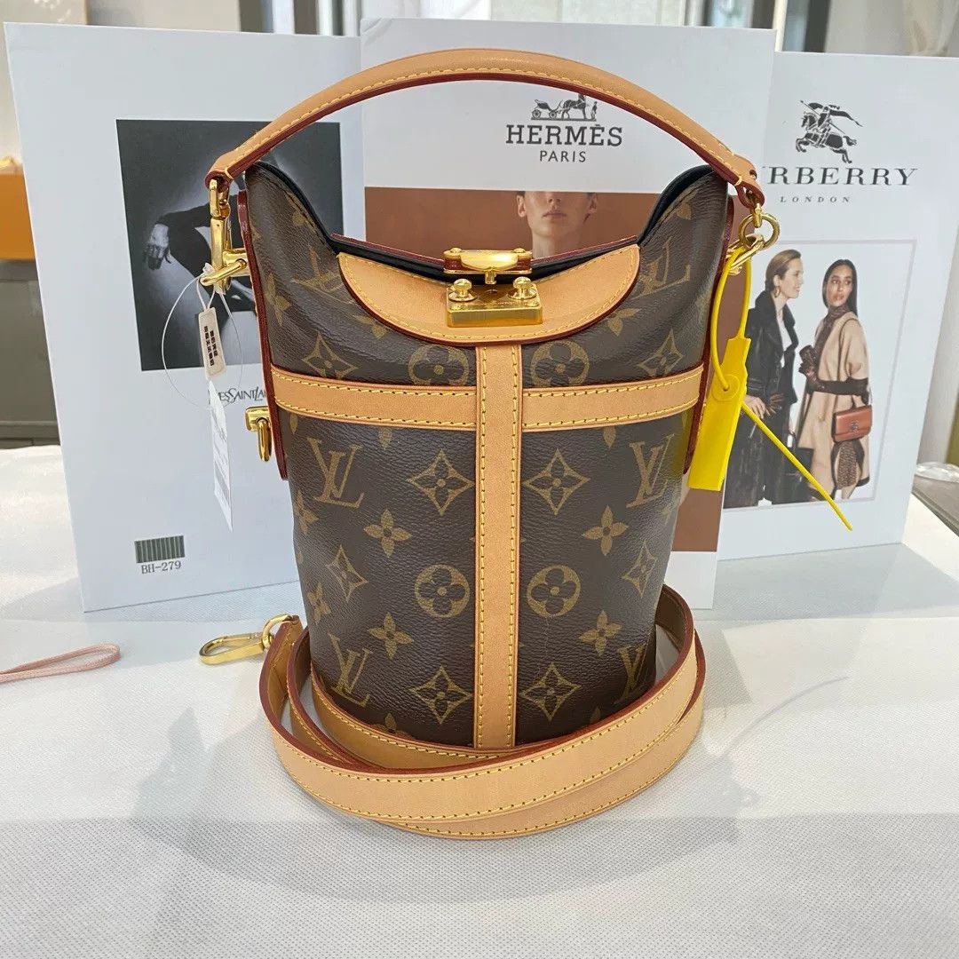 Louis Vuitton Pre-loved Bag Very good condition Size ONE SIZE - 1 Thumbnail