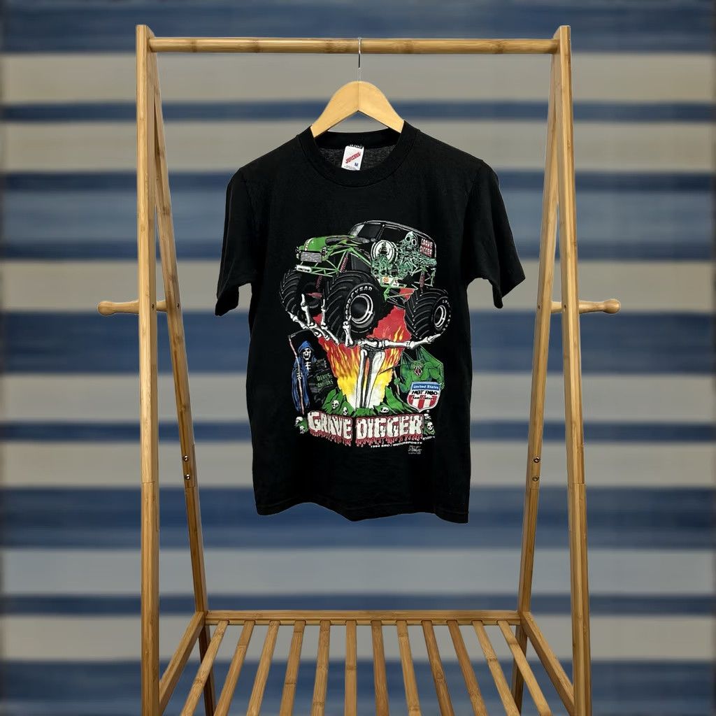 Jerzees VINTAGE Grave Digger Dennis Monster Truck Ryan Gosling Thin T-Shirt Size M Black Mens Size US M / EU 48-50 / 2 - 1 Thumbnail