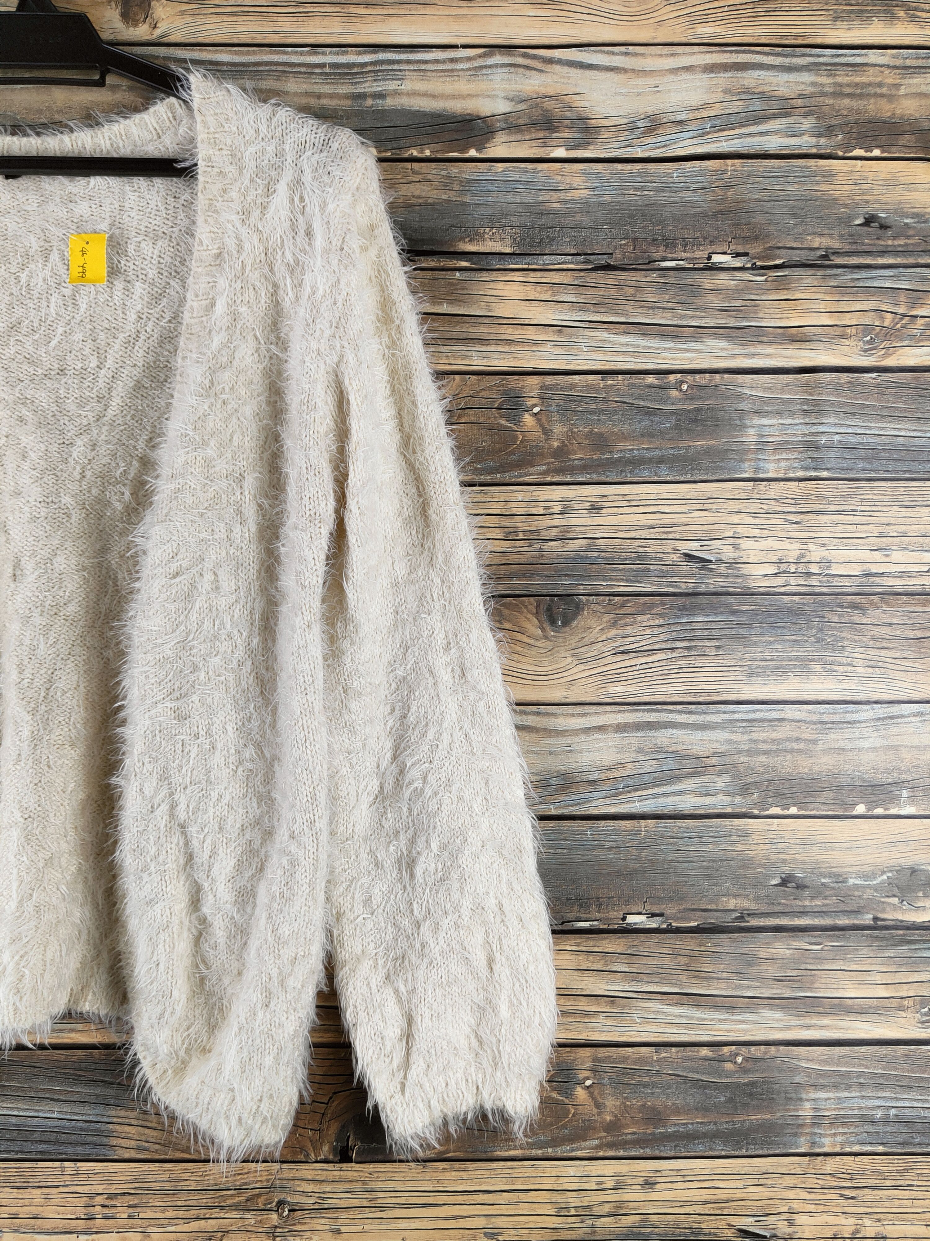 Japanese Brand DL Gorge Ivory Fur Mohair Knitwear Cardigans #46-499 Size S / US 4 / IT 40 - 5 Thumbnail