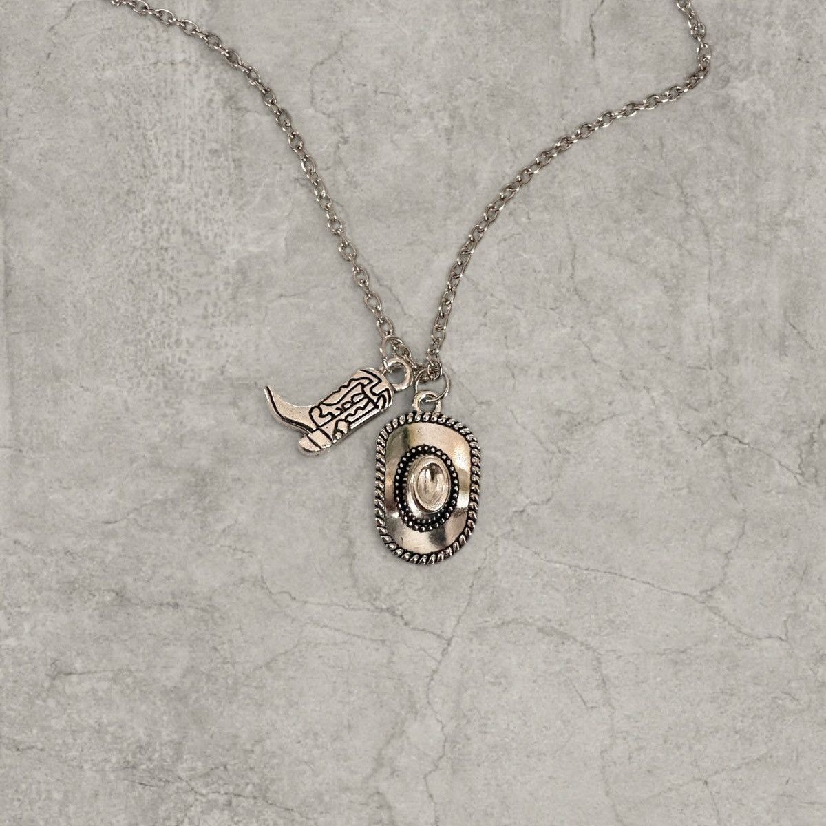 Japanese Brand Vintage style cowboy necklace, stainless steel. One size Size ONE SIZE - 1 Thumbnail