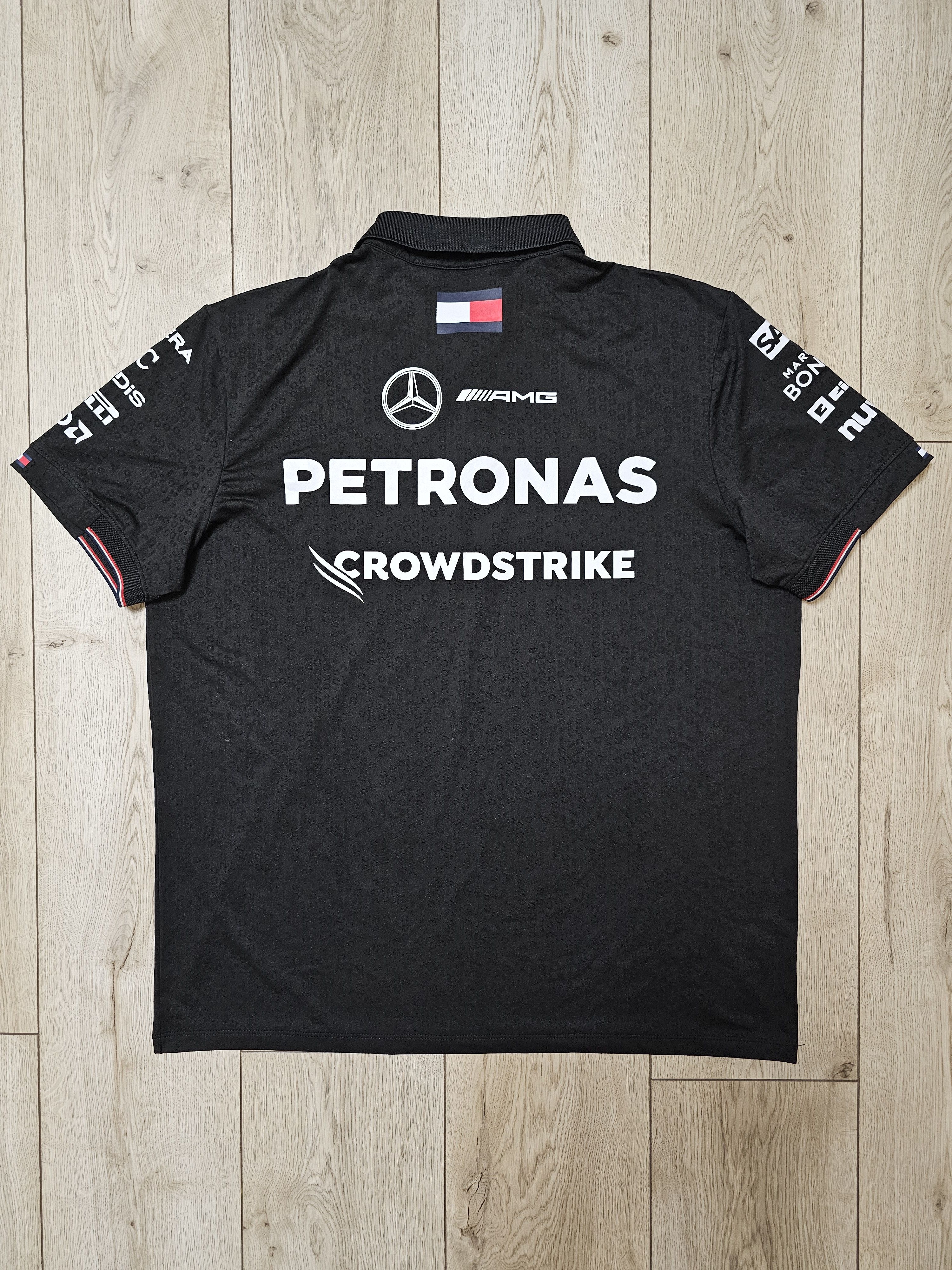Formula 1 MERCEDES AMG PETRONAS FORMULA 1 TEAM SHIRT POLO 2024 Size US XL / EU 56 / 4 - 2 Thumbnail