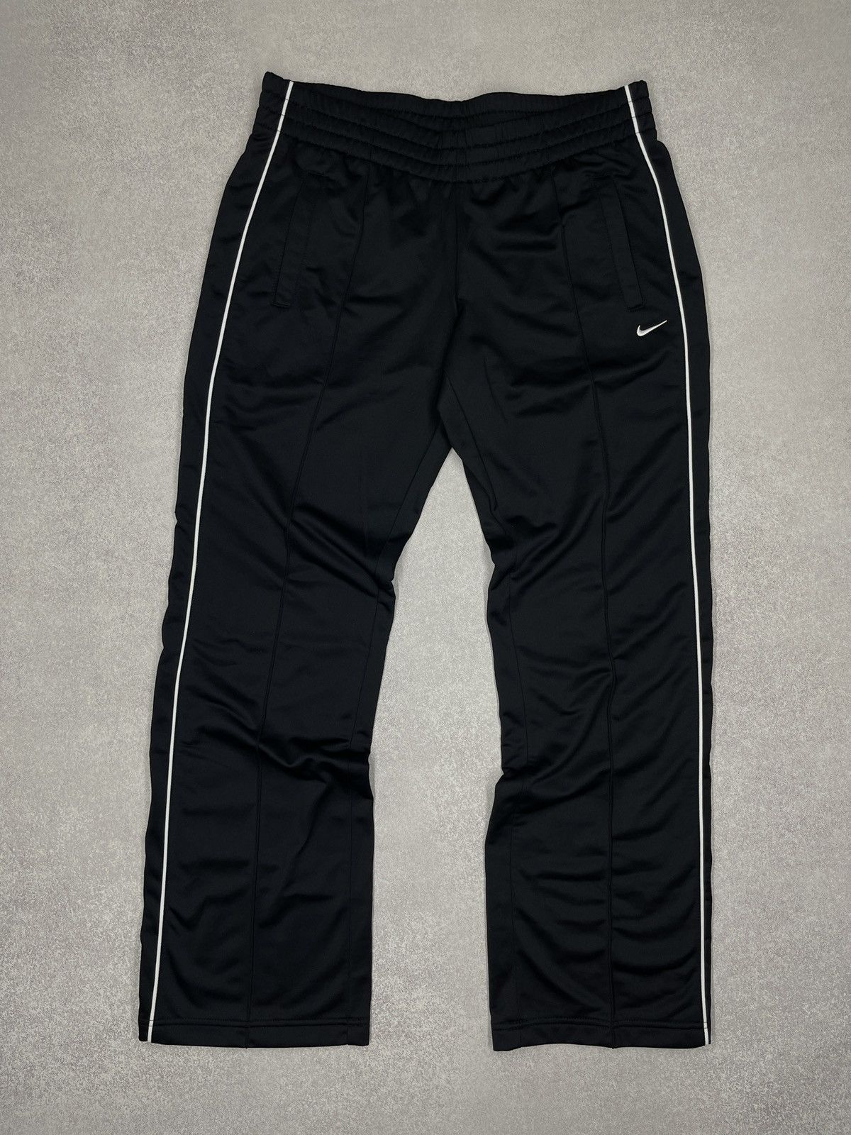 Nike Womens Nike Sweatpants Black Drill Y2K ACG TN Size 30" / US 8 / IT 44 - 2 Thumbnail