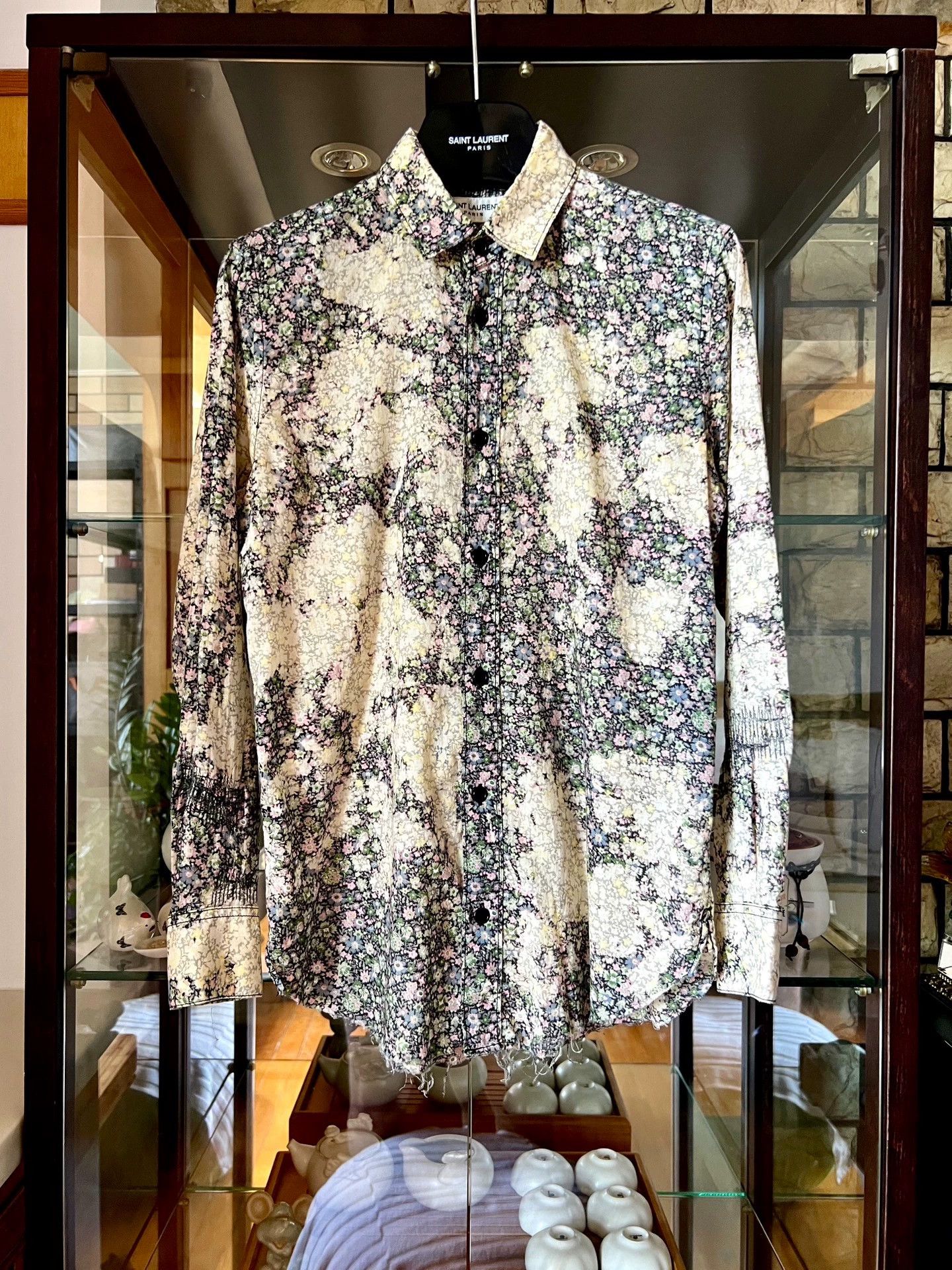 Saint Laurent Paris Saint Laurent Paris Floral fringed shirt Size US S / EU 44-46 / 1 - 1 Thumbnail