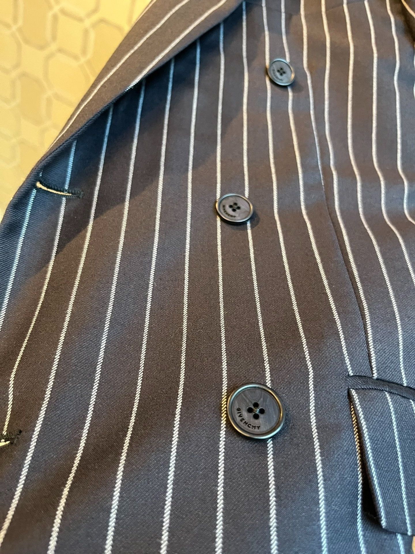 Givenchy Givenchy Striped Double-Breasted Suit Size US S / EU 44-46 / 1 - 3 Thumbnail