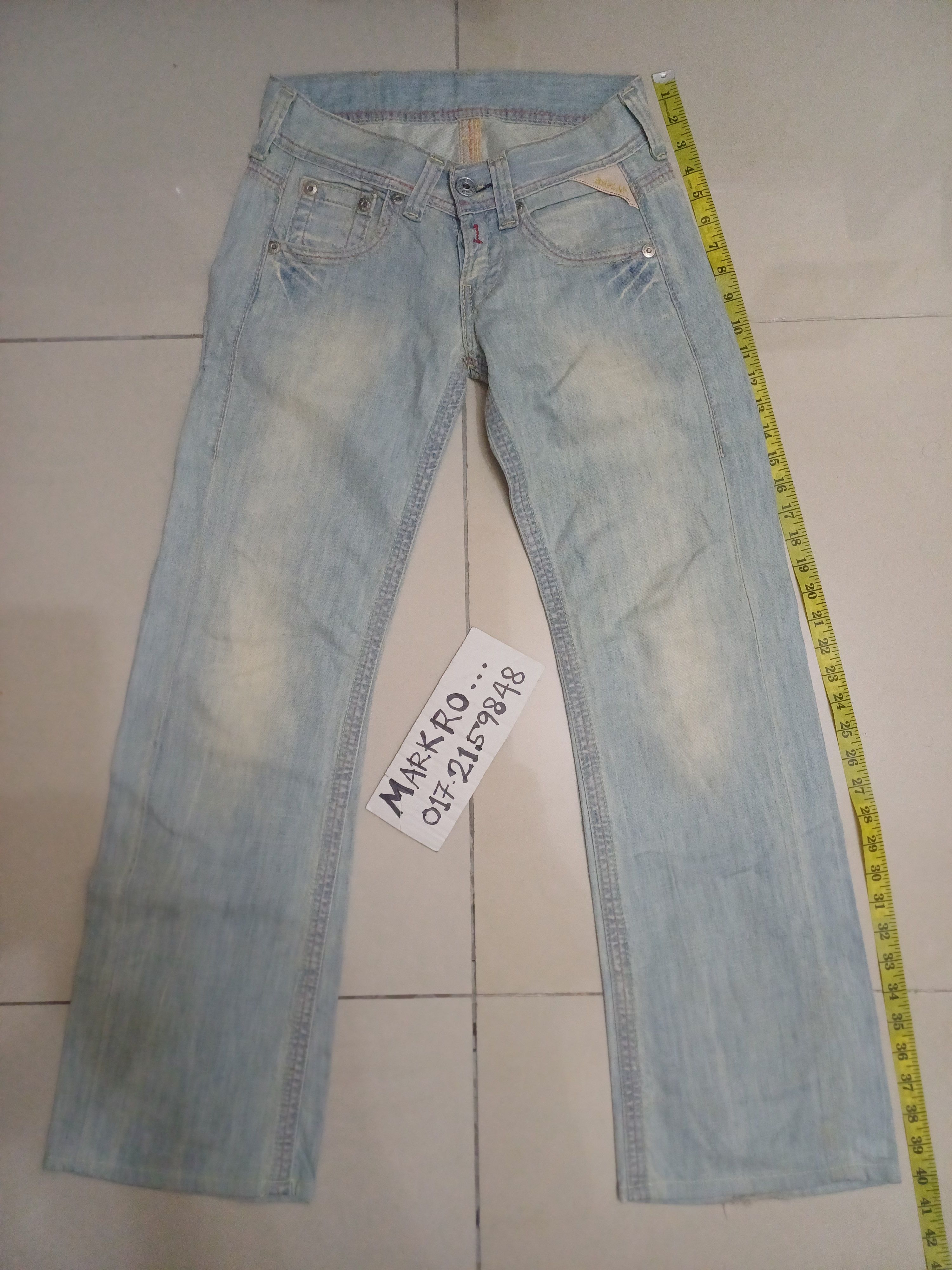 image of Super Awesome Flared Jeans Replay Button Fly in Light Blue, Women's (Size 28)