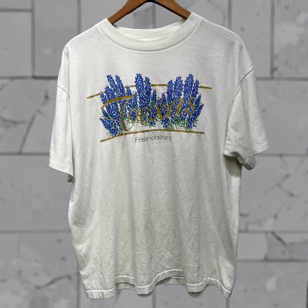 Vintage VINTAGE Sunshine Apparel Tee Shirt Mens L USA White Fredericksburg Texas Graphic Stitch Shirt Size US L / EU 52-54 / 3 - 1 Thumbnail