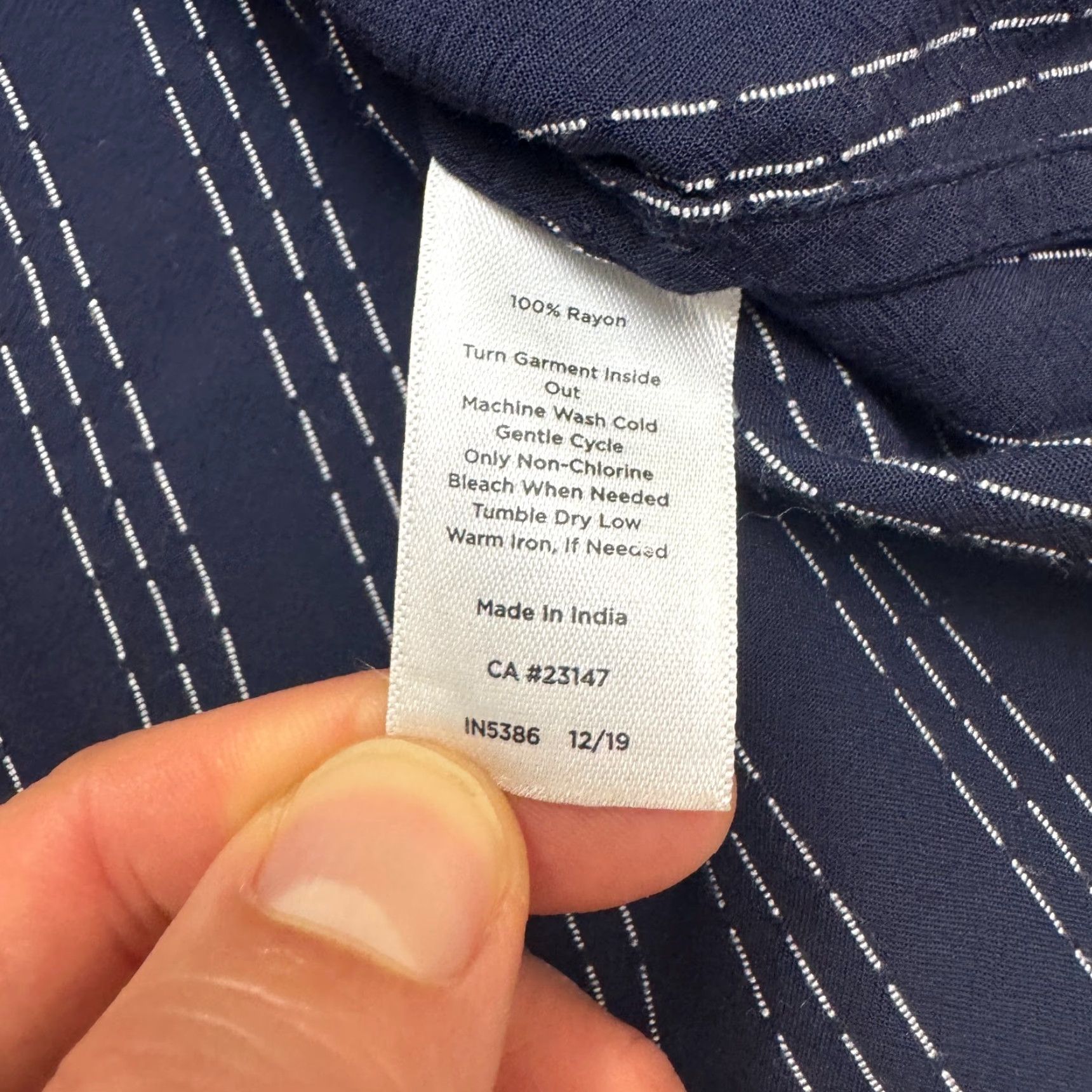 Talbots Talbots Shirt Women 2X Plus Size Navy Blue Striped Henley Collarless Long Sleeve Blouse Size XXL / US 16-18 / IT 52-54 - 7 Thumbnail
