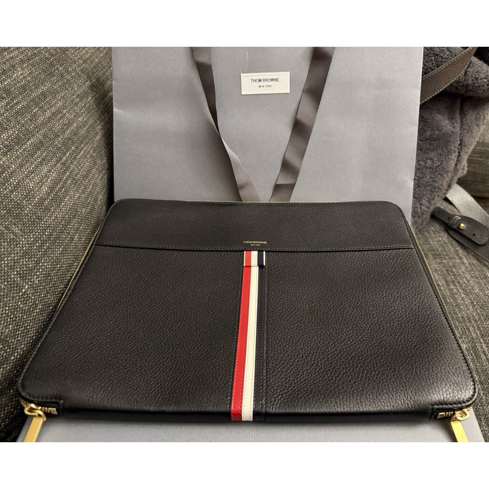 Thom Browne NWT Thom Browne $1500 Leather Portfolio Laptop Case, Italy Size ONE SIZE - 3 Thumbnail
