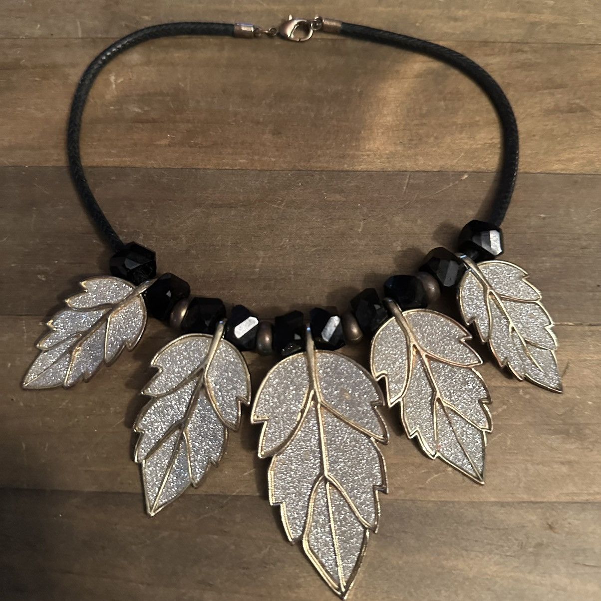Other Charming Charlie glitter leaf bib necklace Size ONE SIZE - 2 Thumbnail