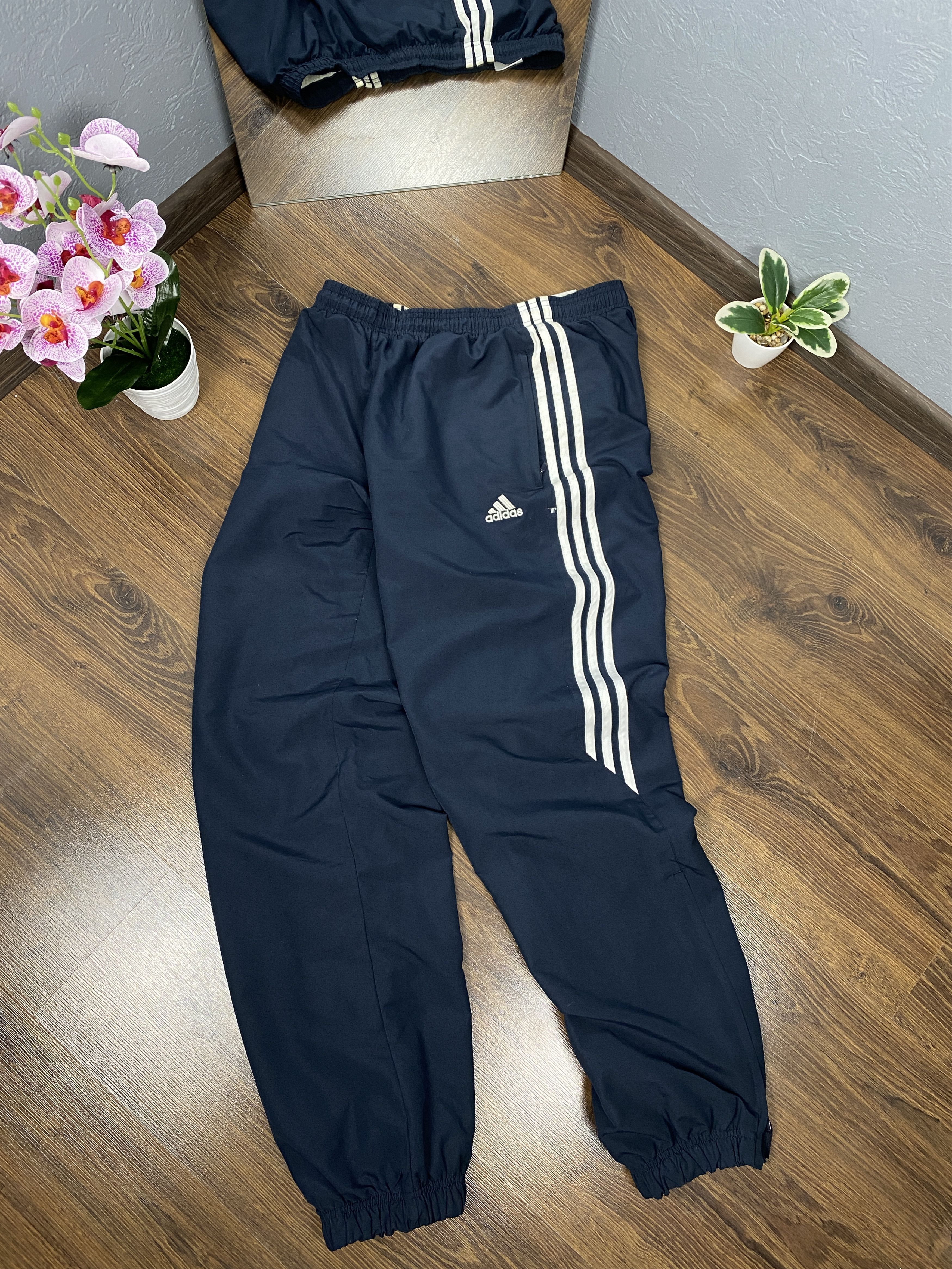Adidas Adidas vintage baggy parachute nylon track pants y2k Size US 32 / EU 48 - 1 Thumbnail