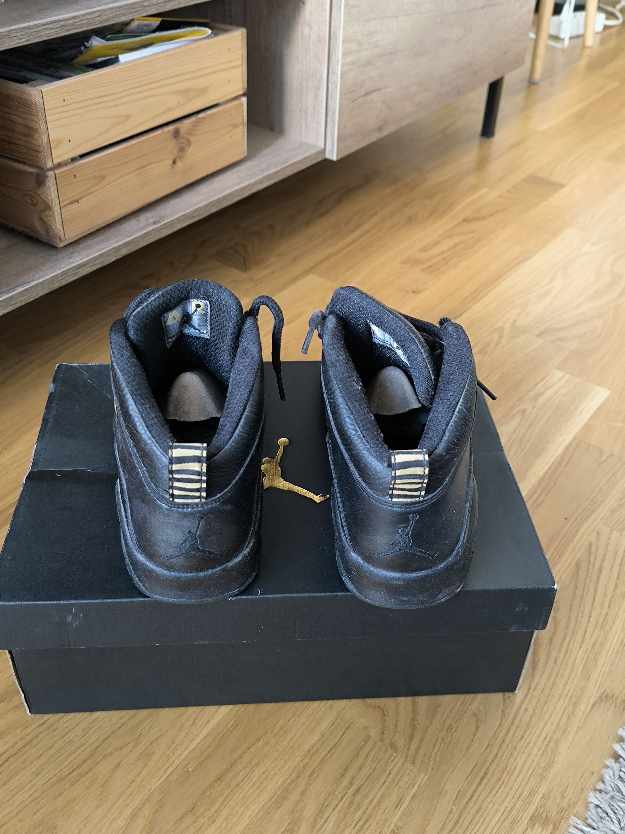 Jordan Brand Jordan 10 Retro "New York City" - 2016 Release Size US 10 / EU 43 - 4 Thumbnail