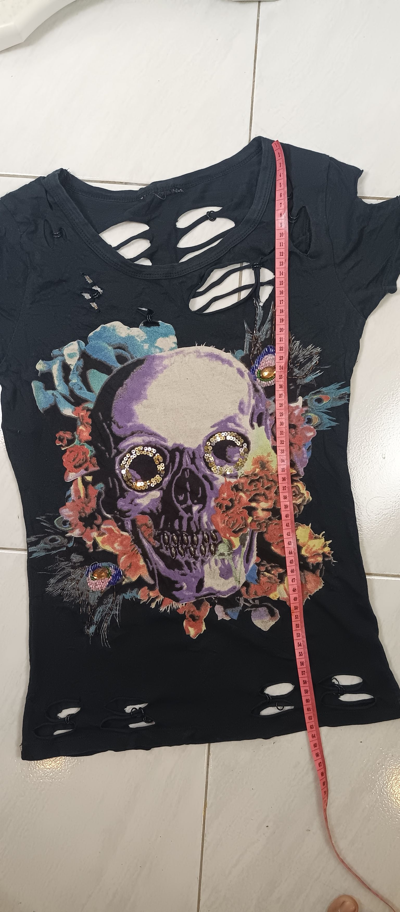 Vintage Crossbonez Distressed Skull Short Sleeve Strict TShirt Size M / US 6-8 / IT 42-44 - 4 Thumbnail
