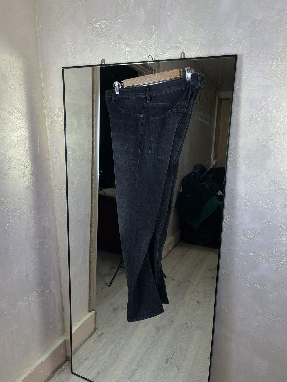 Diesel Diesel Buster 082AS Stretch Regular Slim-Tapered Black Denim Size US 31 - 6 Thumbnail