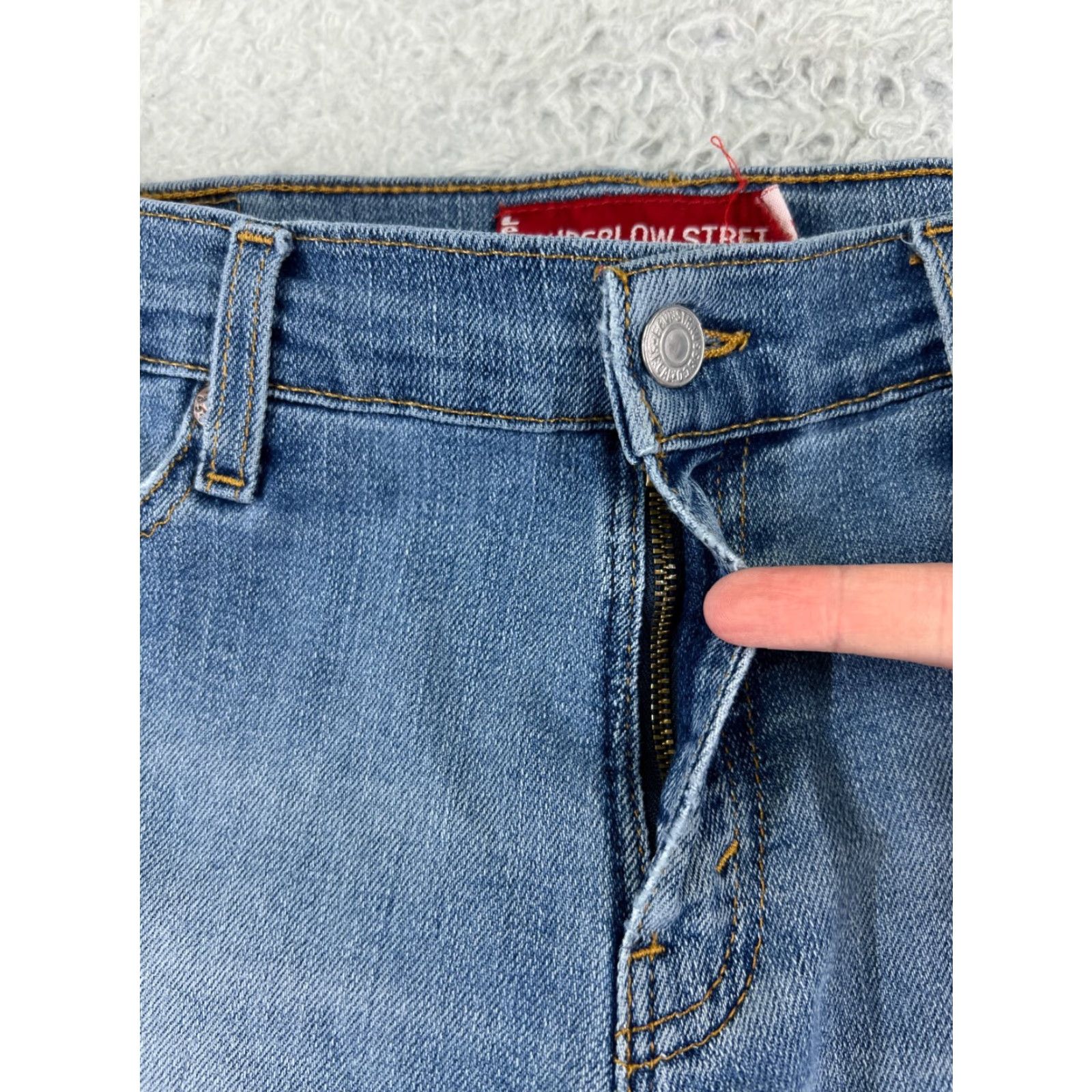 Levi's VINTAGE Levi's 514 Jeans Juniors 9 Blue Denim Flared Stretch Slimming 5-Pocket Cotton Blend Womens Adults? Size 30" / US 8 / IT 44 - 6 Thumbnail