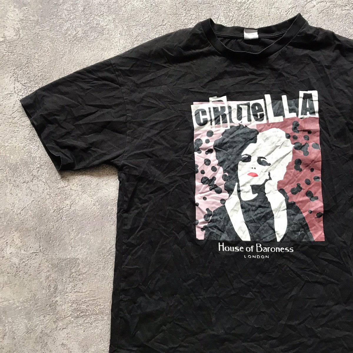 Band Tees VINTAGE BAND TEE CRUELLA HOUSE OF BARONESS Y2K Size US XL / EU 56 / 4 - 5 Thumbnail