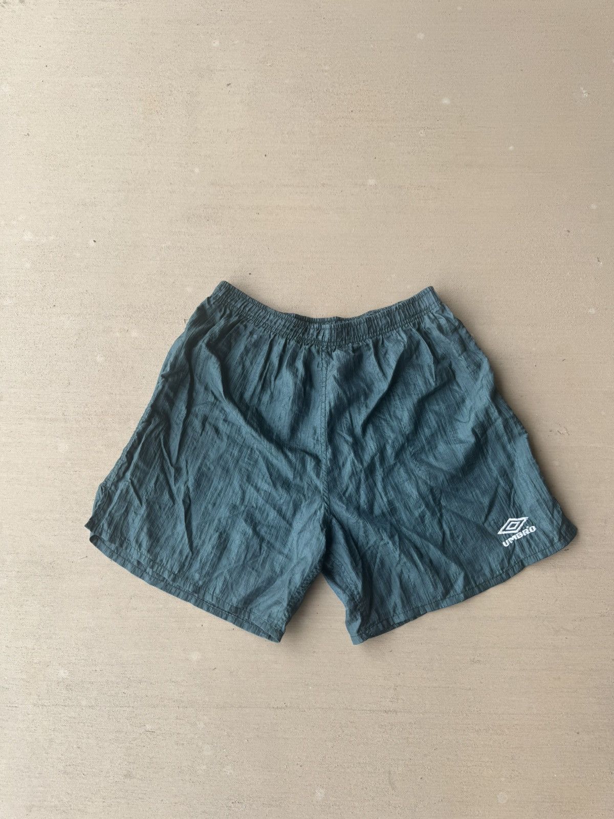 Umbro Vintage Umbro Nylon Shorts Size US 38 / EU 54 - 1 Thumbnail