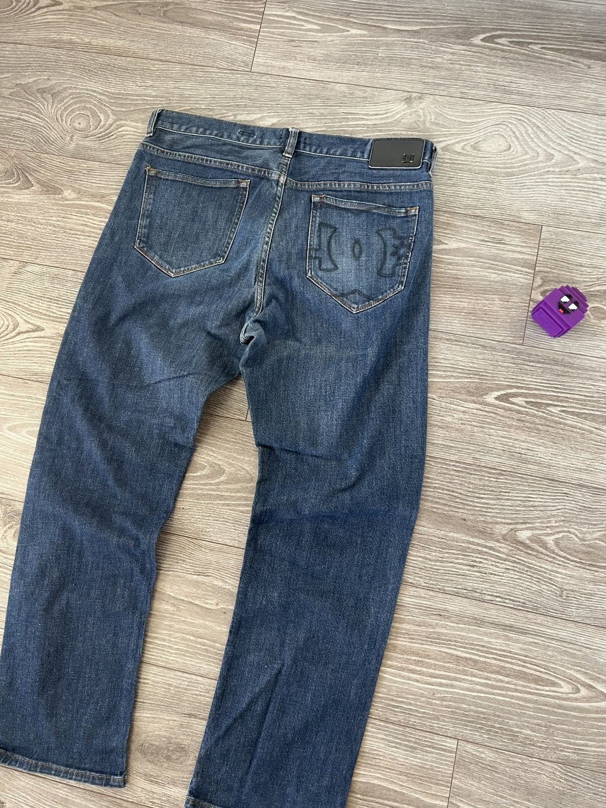 DC Vintage Dc Shoes Big Logo Loose Fit Y2K Opium Selvage Jeans Size US 34 / EU 50 - 8 Thumbnail
