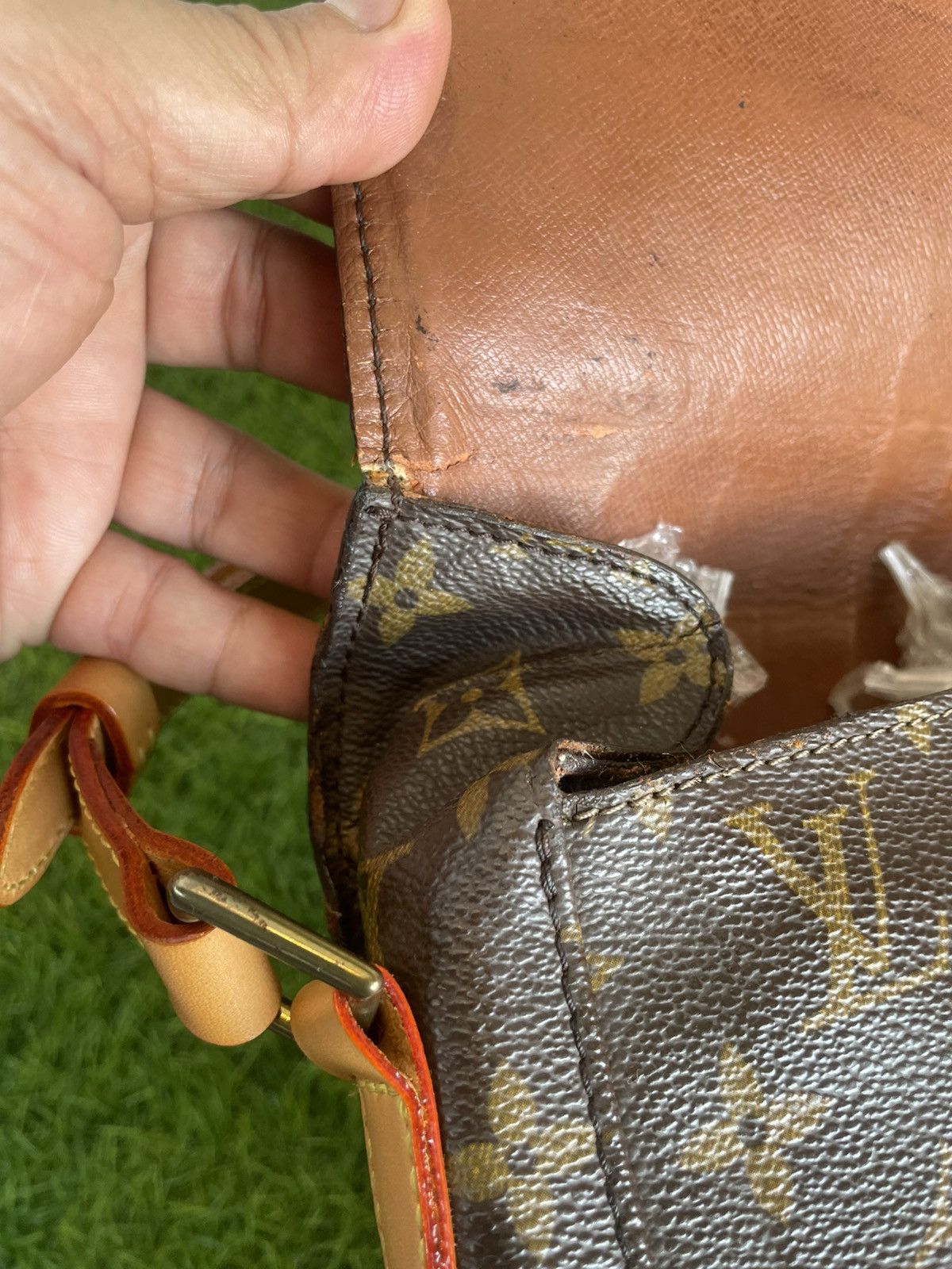 Louis Vuitton Authentic LOUIS VUITTON Saint Cloud GM Shoulder Bag Size ONE SIZE - 10 Thumbnail