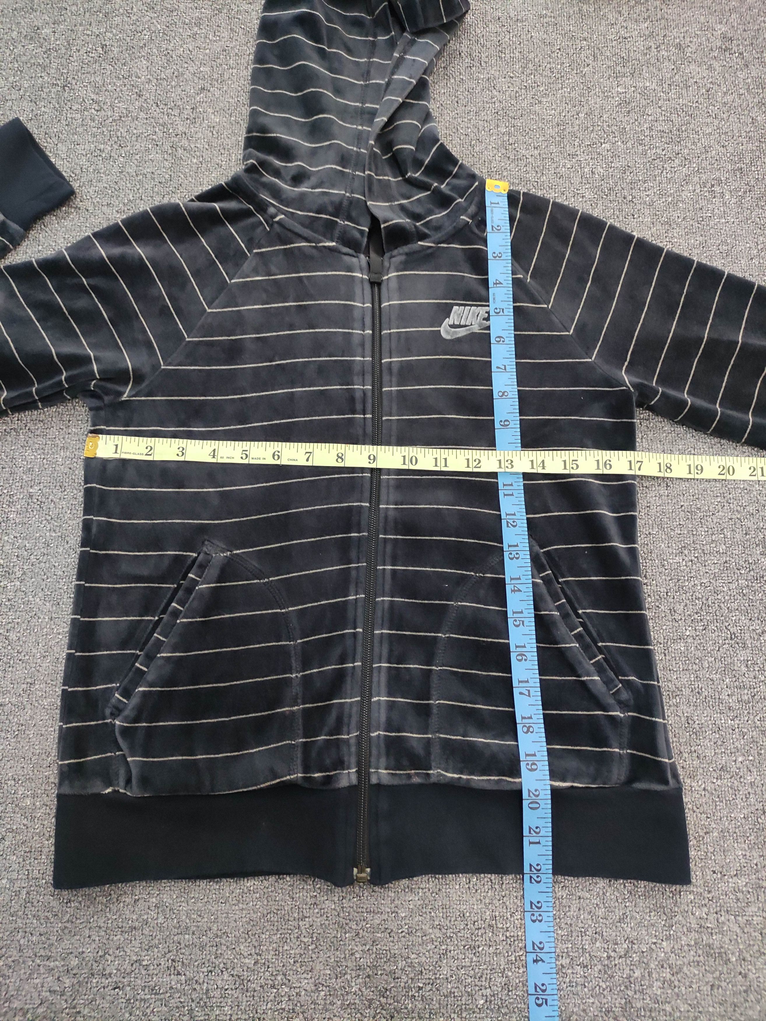 Nike Vintage Nike Velvet Hoodie Sweater Jacket Zipper Size M / US 6-8 / IT 42-44 - 12 Thumbnail