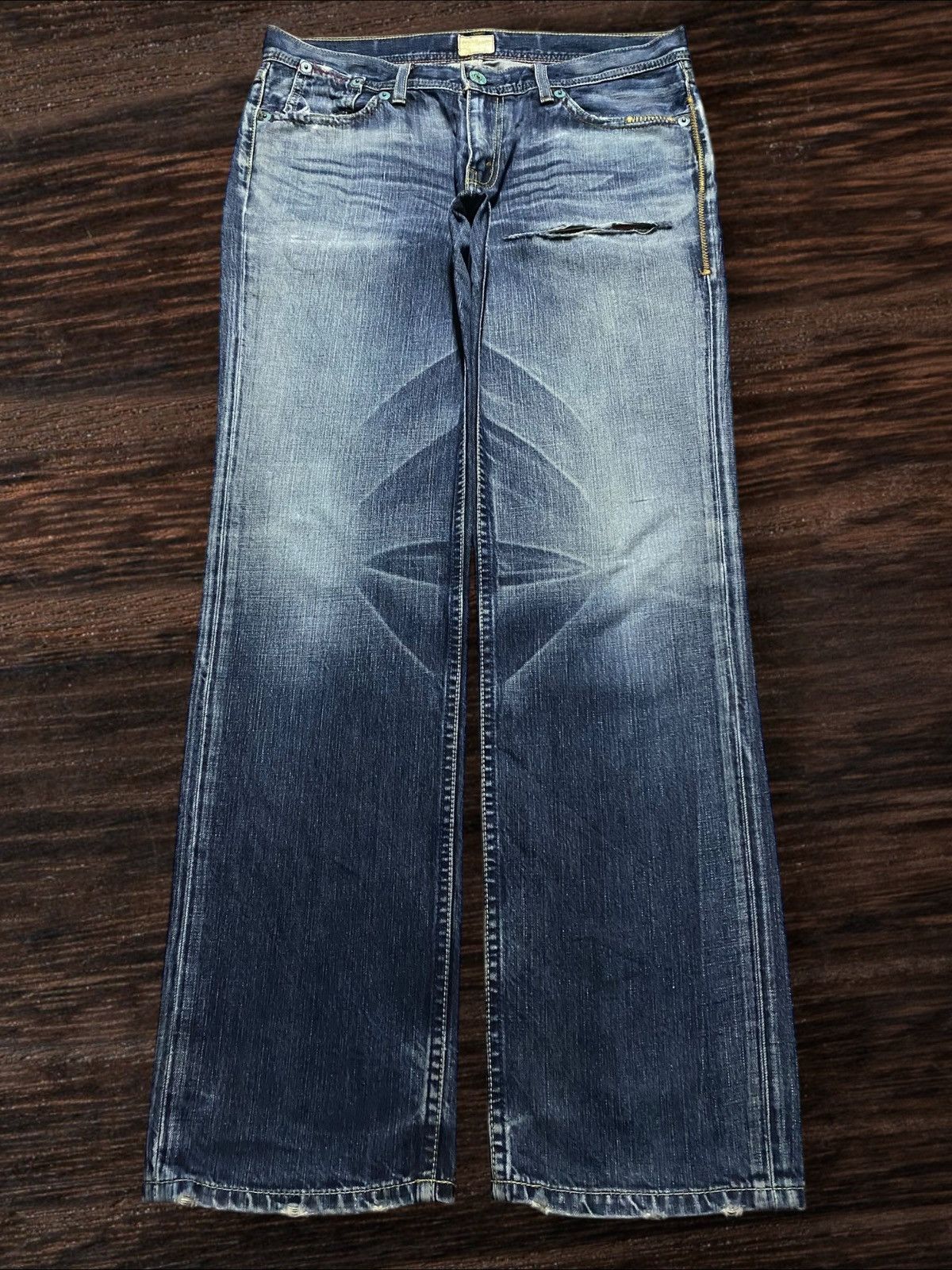 Levi's Vintage Levis Redloop Fade Wash Distressed Loose Jeans Size US 33 - 1 Thumbnail