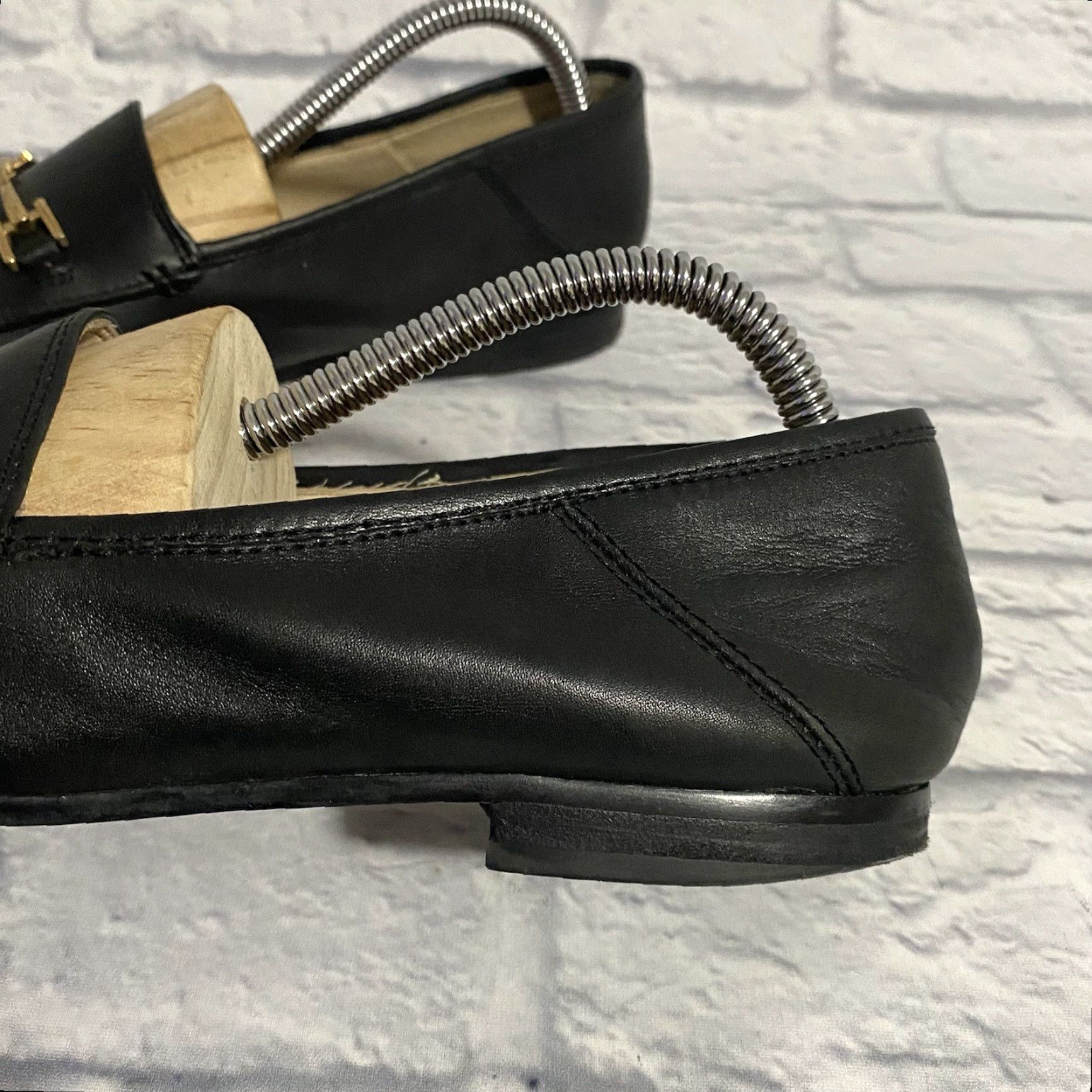 Sam Edelman Sam Edelman Loraine Black Leather Loafers Gold Accent Size 8.5 Womens Shoes Flat Leather Upper Insole Breathable Size US 6 / IT 36 - 5 Thumbnail