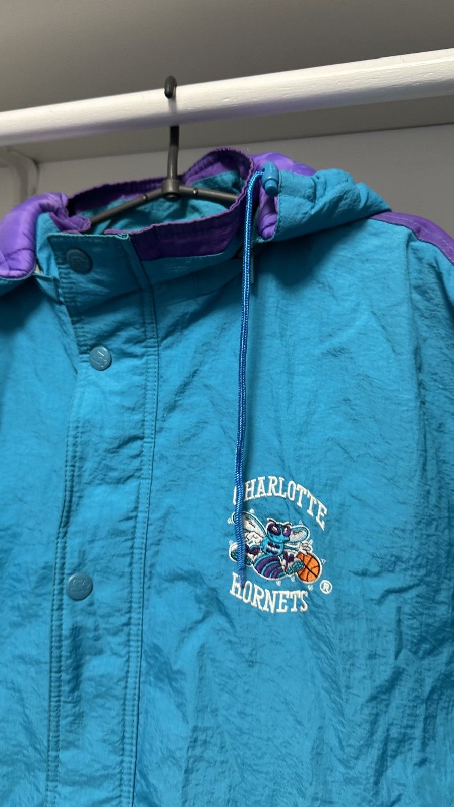 Starter Vintage Charlotte Hornets Starter Full Zip Two Tone Jacket Size US XL / EU 56 / 4 - 9 Thumbnail
