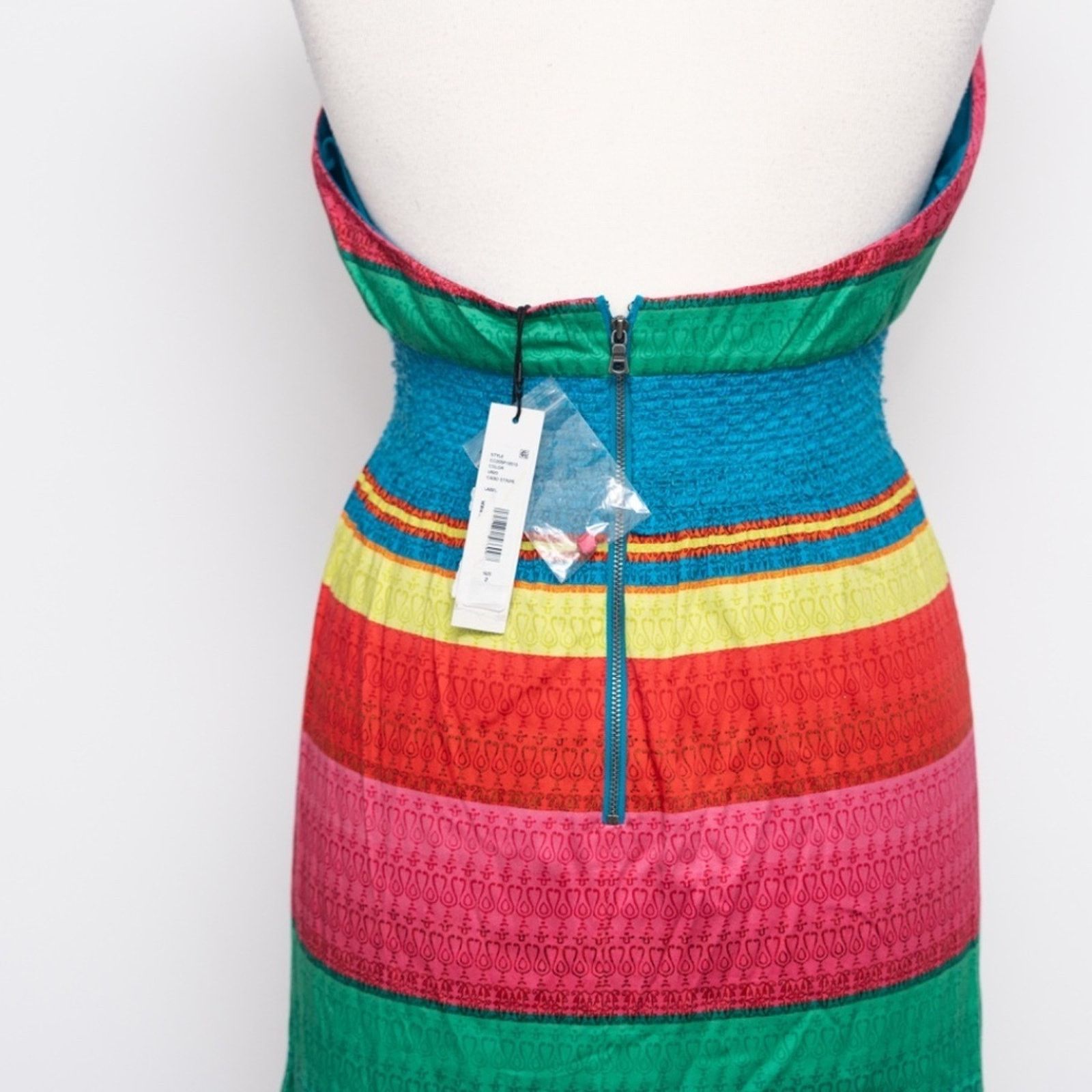 Alice + Olivia Alice And Olivia. Lyndon tiered halter neck maxi dress. Size XS / US 0-2 / IT 36-38 - 5 Thumbnail