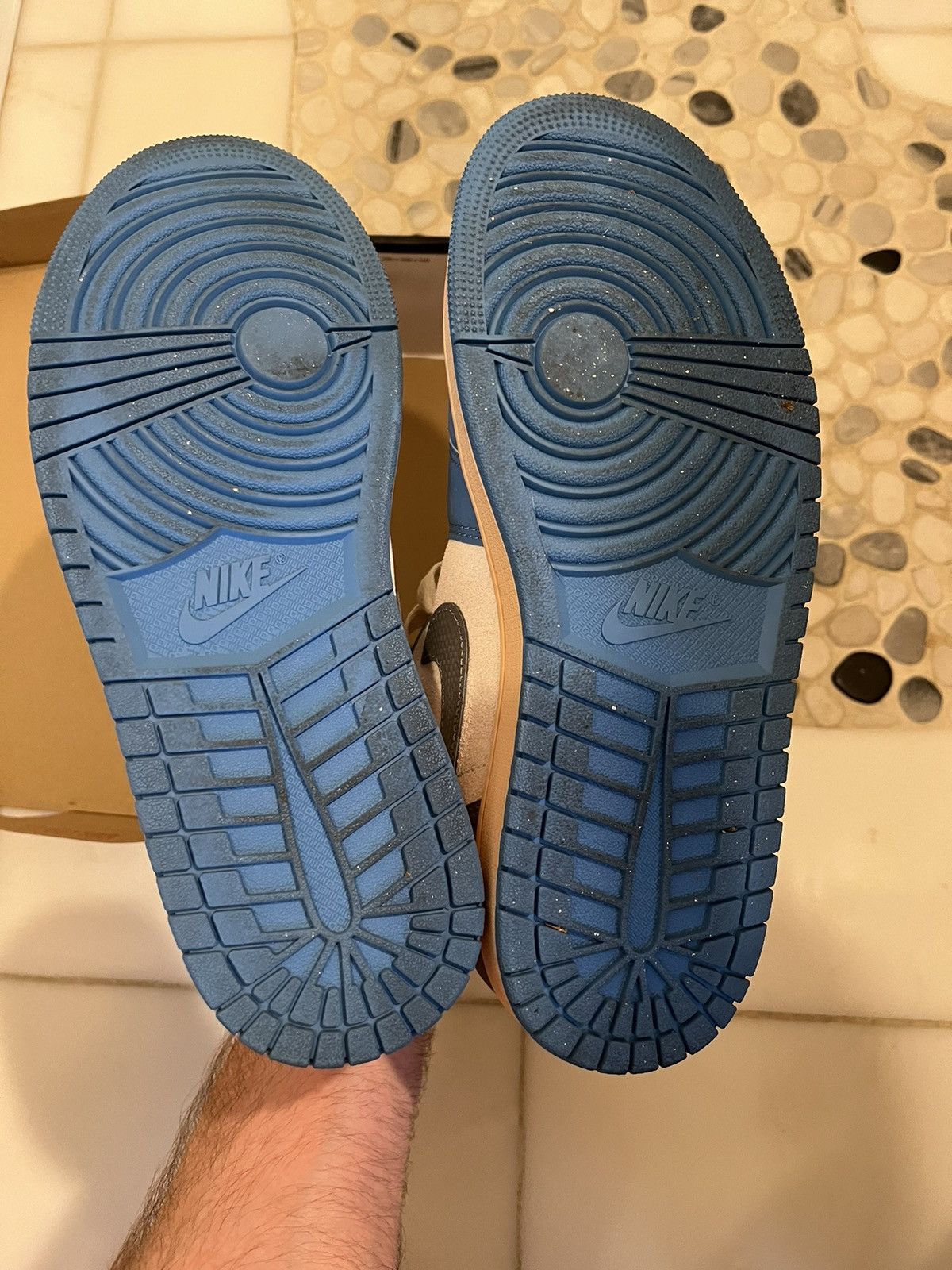 Nike Jordan 1 low SE Tokyo 96 Size US 8 / EU 41 - 6 Thumbnail