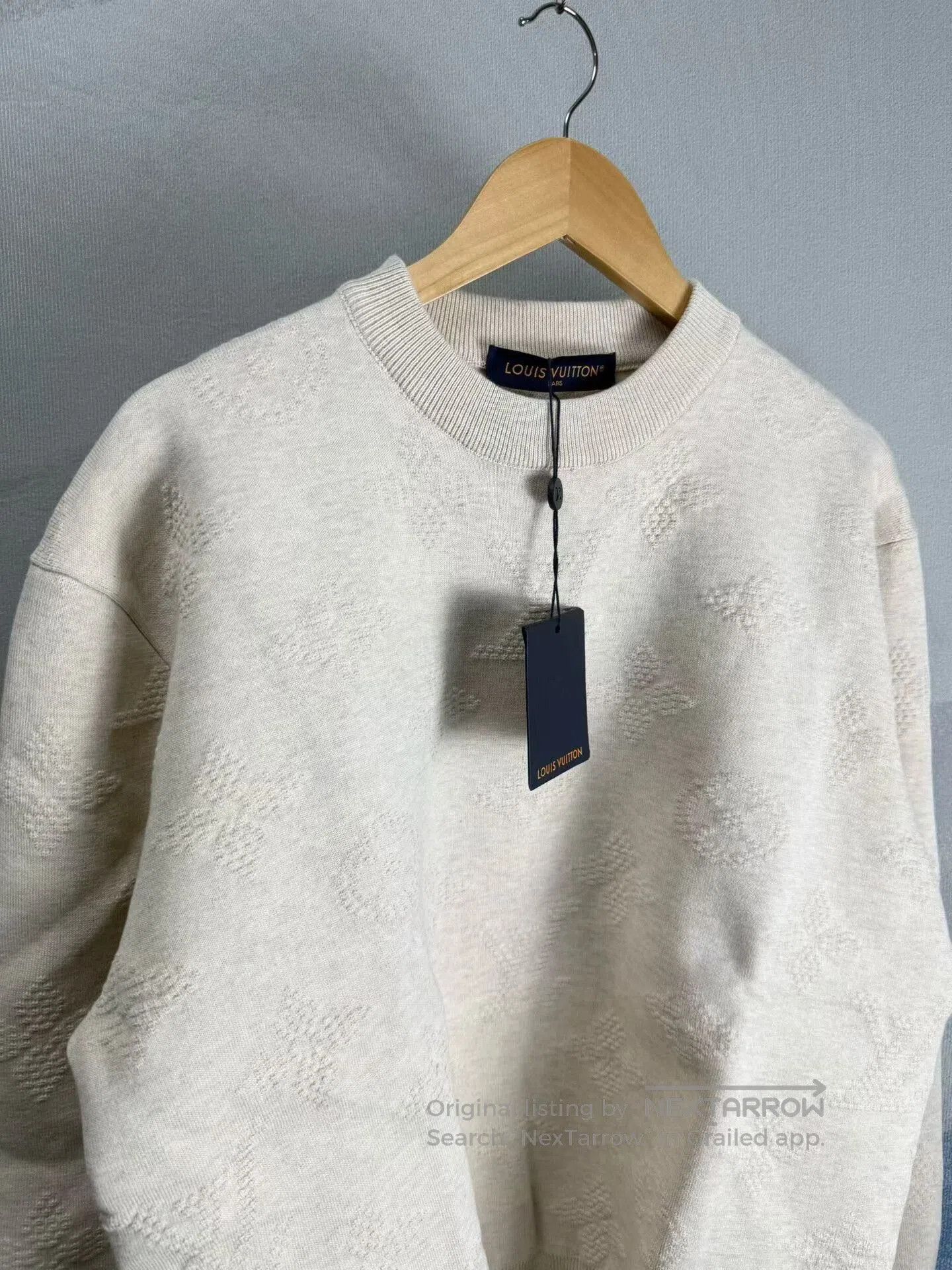 Louis Vuitton louis vuitton beige knit sweatshirt with patterns. Size US XL / EU 56 / 4 - 2 Thumbnail