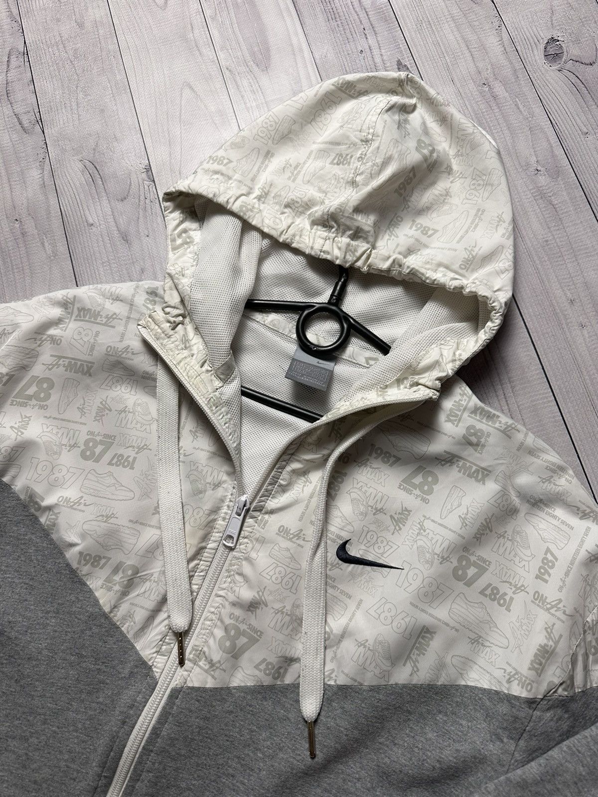 Nike × Vintage Vintage Nike zip hoodie size L logo air max 87 rare Size US L / EU 52-54 / 3 - 6 Thumbnail