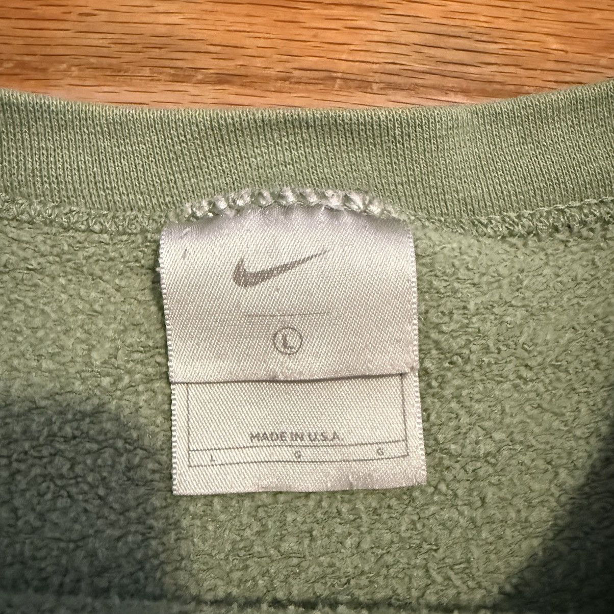 Nike Vintage Nike Sweatshirt Size US L / EU 52-54 / 3 - 3 Thumbnail