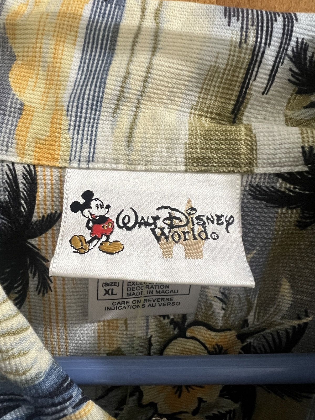 Disney × Vintage Disney Hawaiian camp button up shirt Size US XL / EU 56 / 4 - 3 Thumbnail