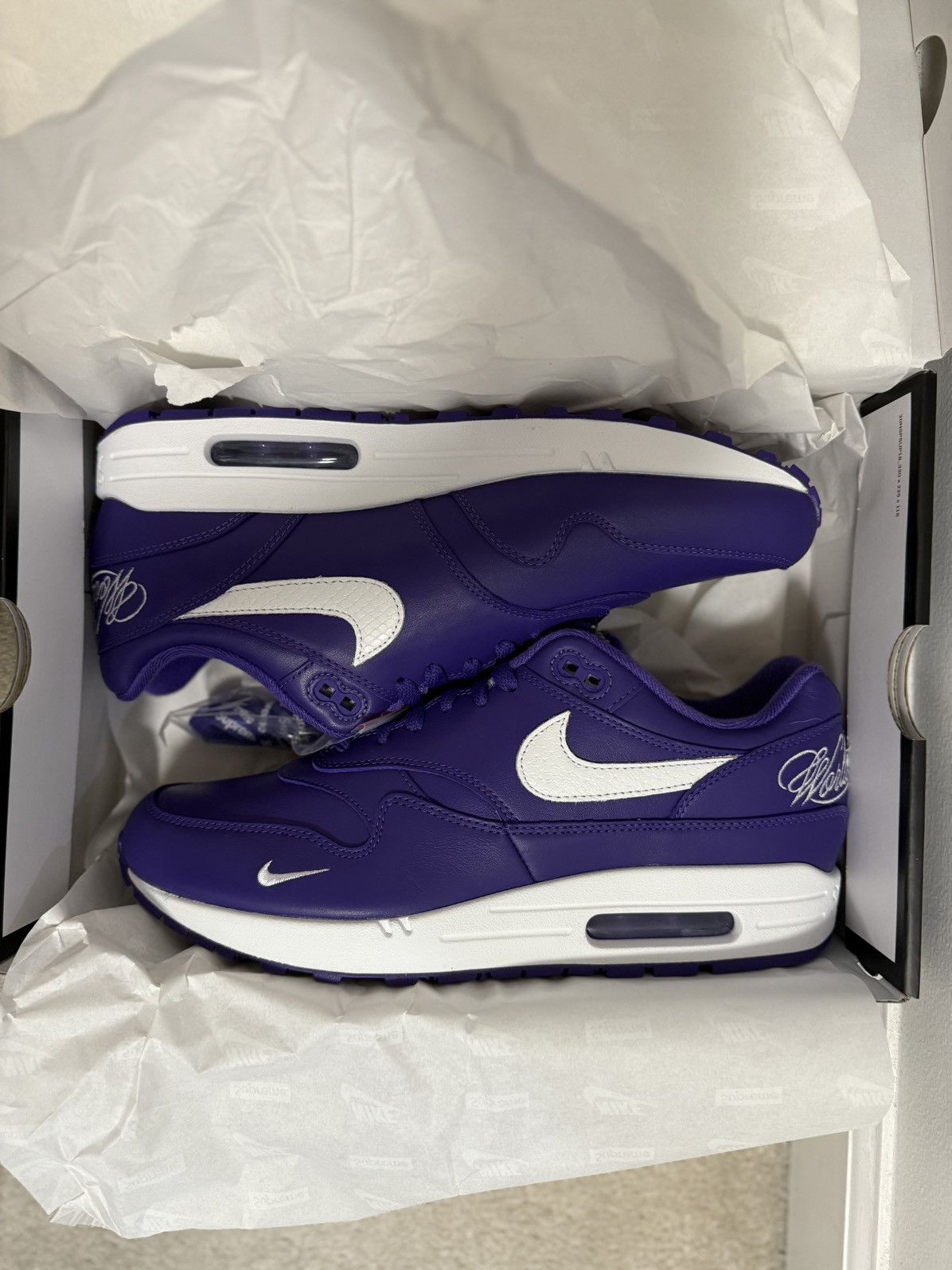 Nike × Supreme Supreme Nike Air Max 1'87 SP Size US 11 / EU 44 - 7 Thumbnail