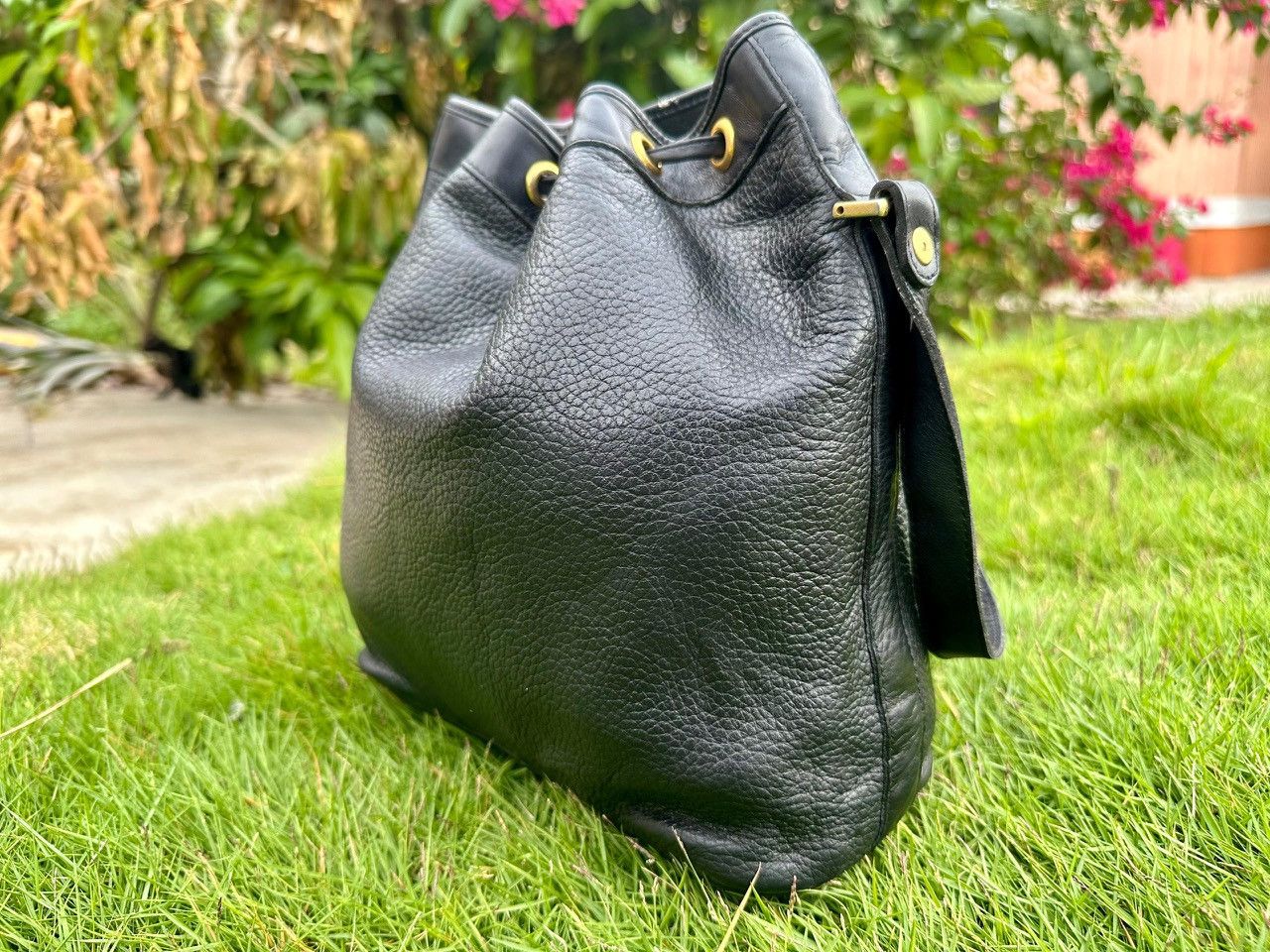 Dior Authentic Christian Dior Leather Drawstring Bucket Bag Size ONE SIZE - 3 Thumbnail