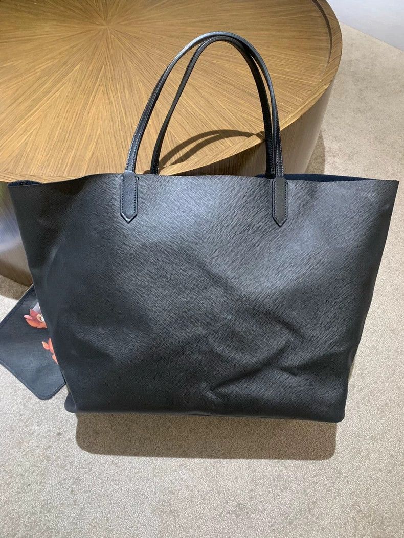 Givenchy Givenchy Bambi Tote Bag Large Single Shoulder Bag Size ONE SIZE - 4 Thumbnail