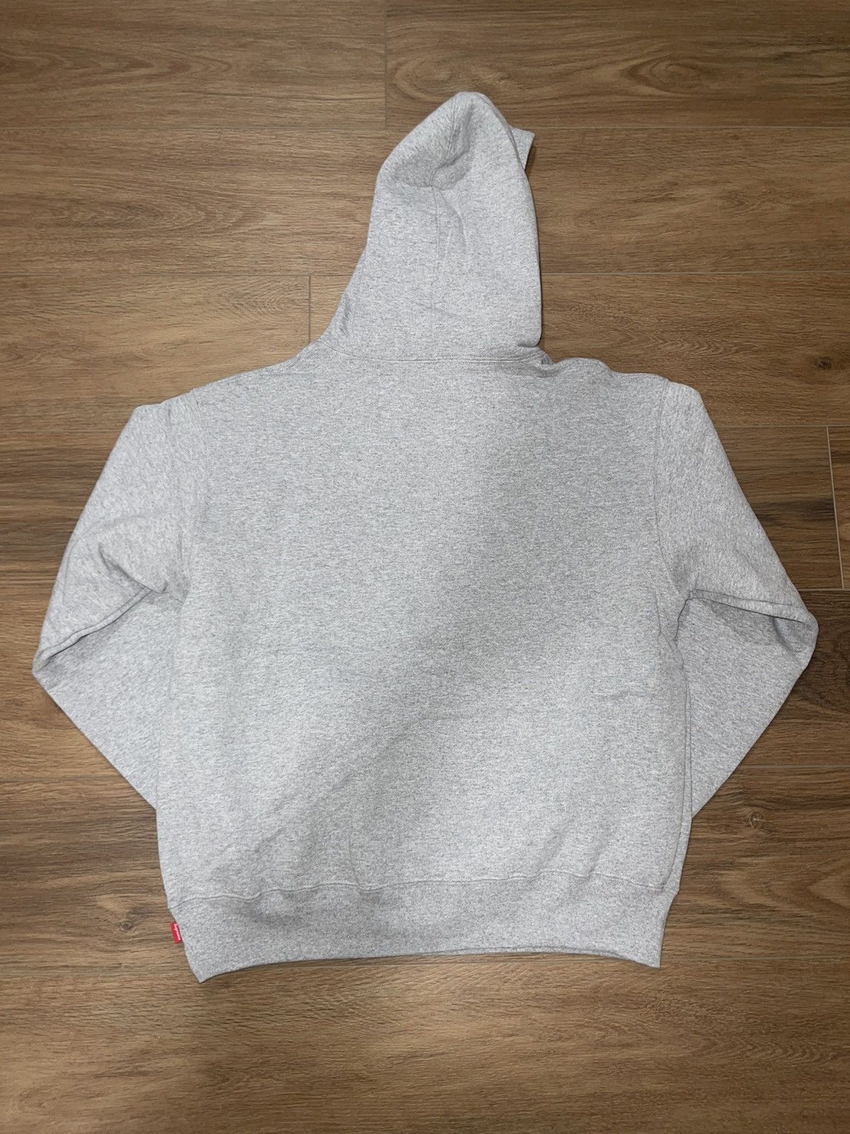 Supreme Supreme Gradient Hooded Sweatshirt Light Grey size Small Size US S / EU 44-46 / 1 - 2 Thumbnail
