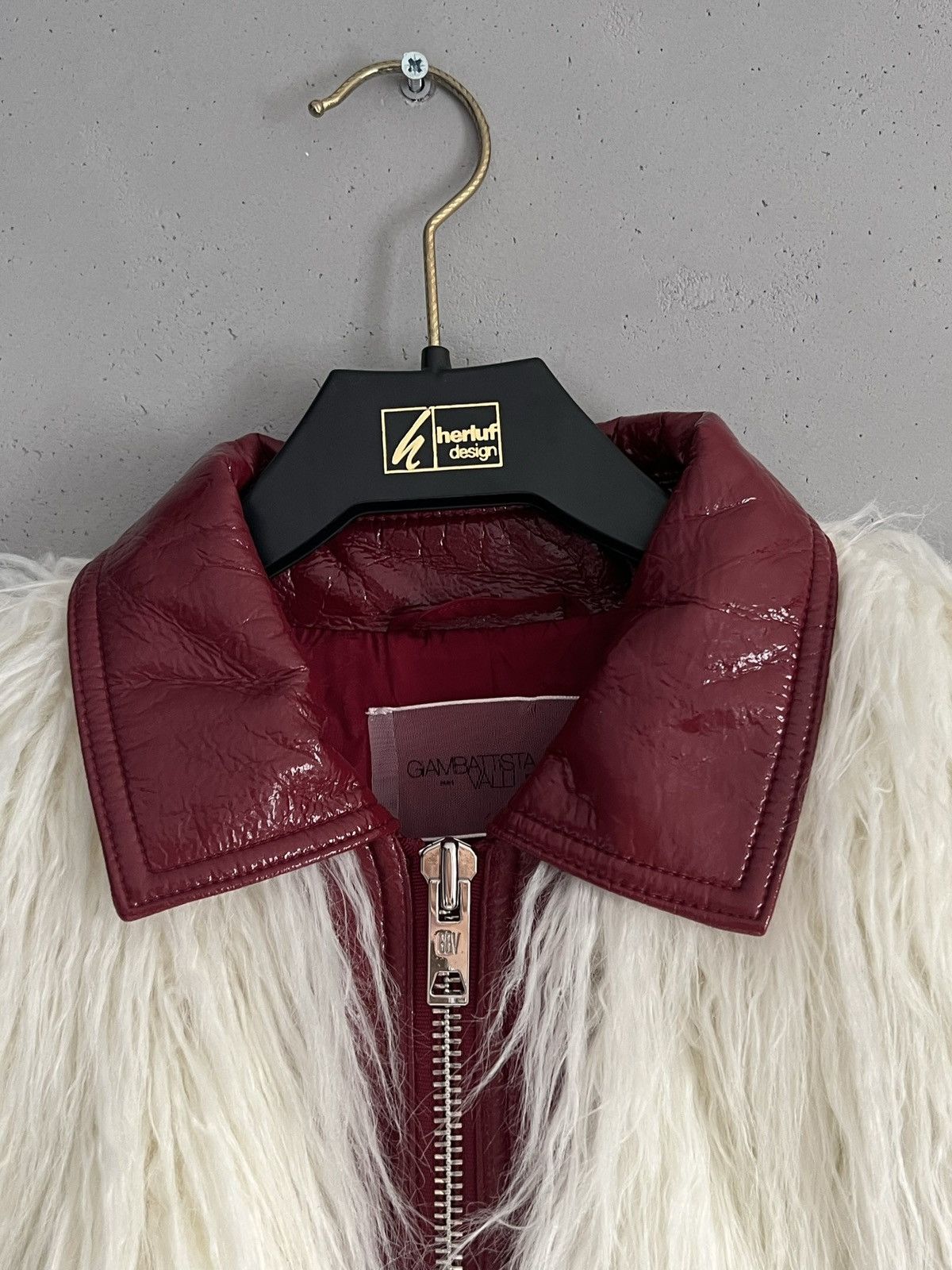 Giambattista Valli Giambattista Valli x H&M faux fur jacket rare Size M / US 6-8 / IT 42-44 - 9 Thumbnail