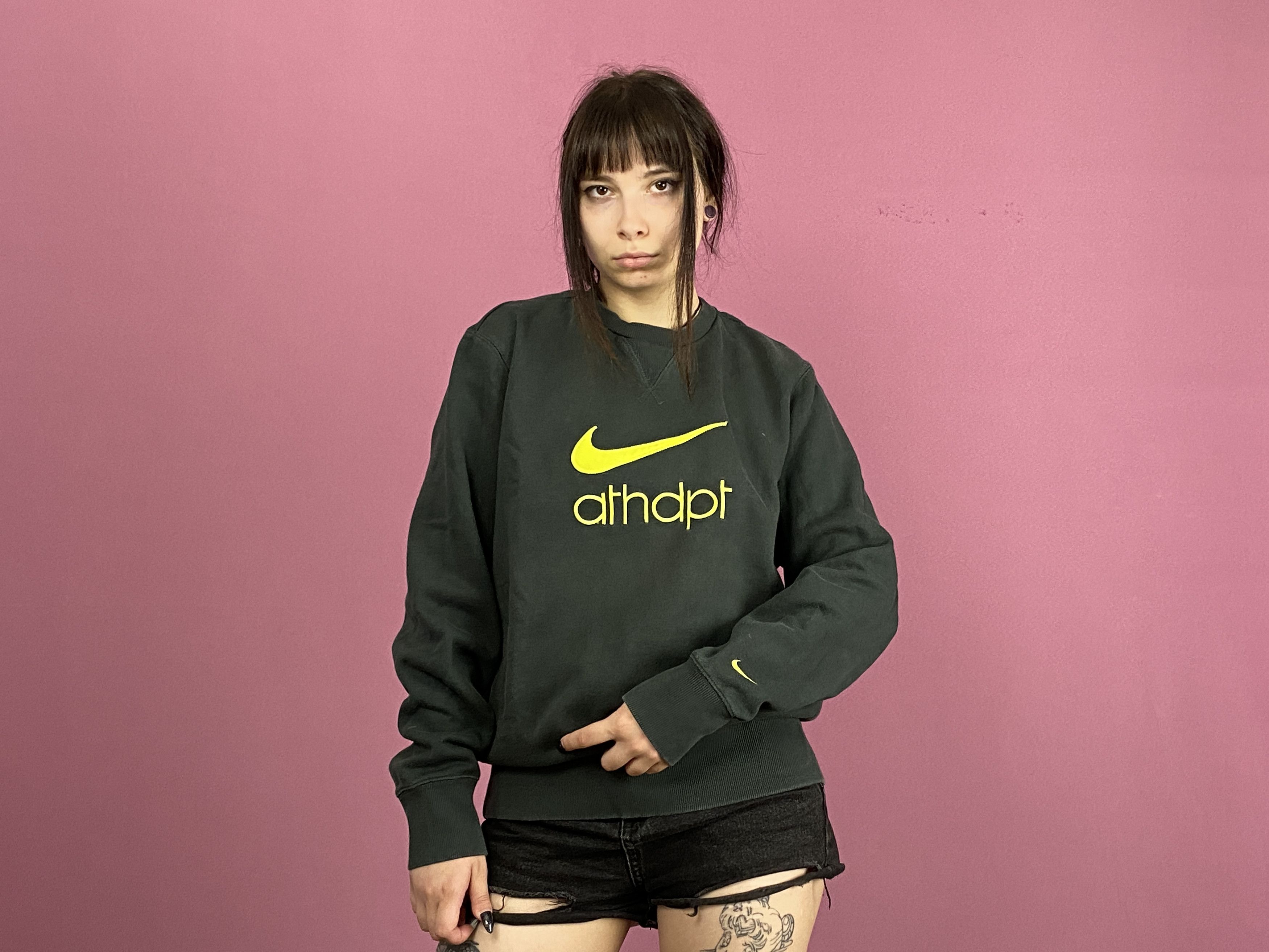 Nike × Vintage Nike Vintage Women's Sweatshirt - L Size L / US 10 / IT 46 - 1 Thumbnail