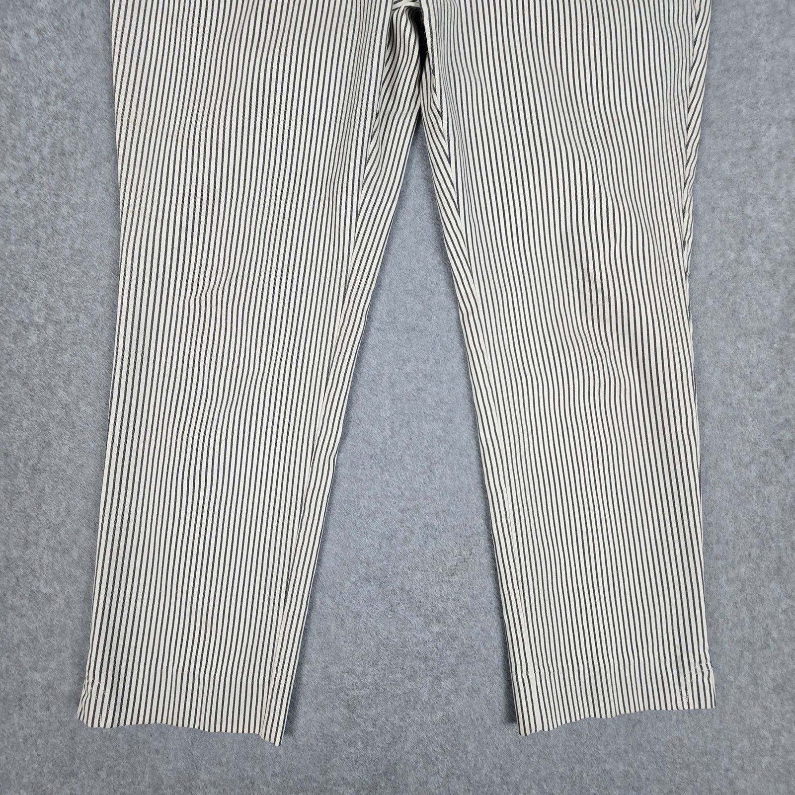 Anne Klein Anne Klein 12 Beige Charcoal Stripe Slim Pull On Crop Pants Size 34" / US 12 / IT 48 - 4 Thumbnail