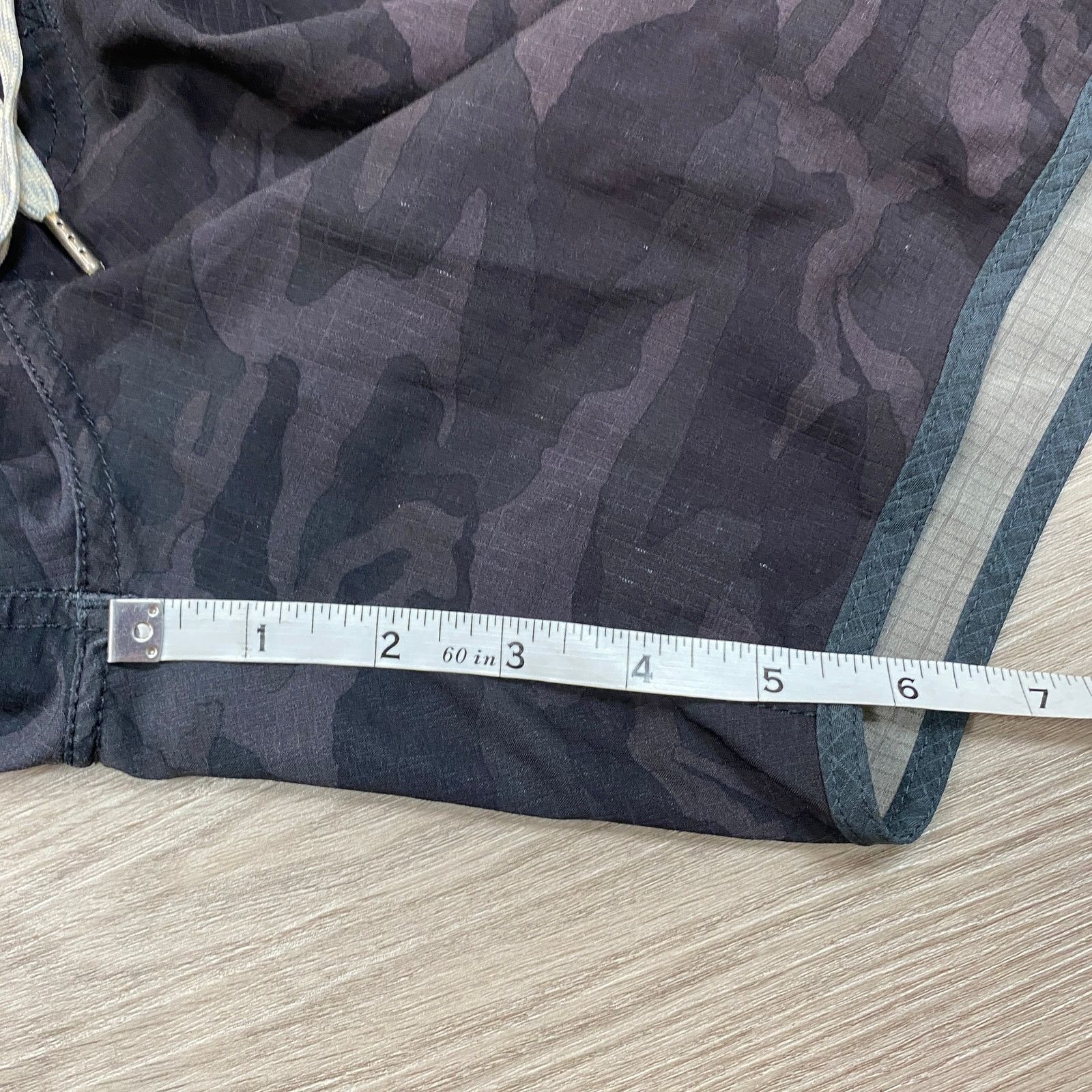 Vuori Vuori Stockton Performance Athletic Camo Shorts Men's Medium Size US 30 / EU 46 - 7 Thumbnail