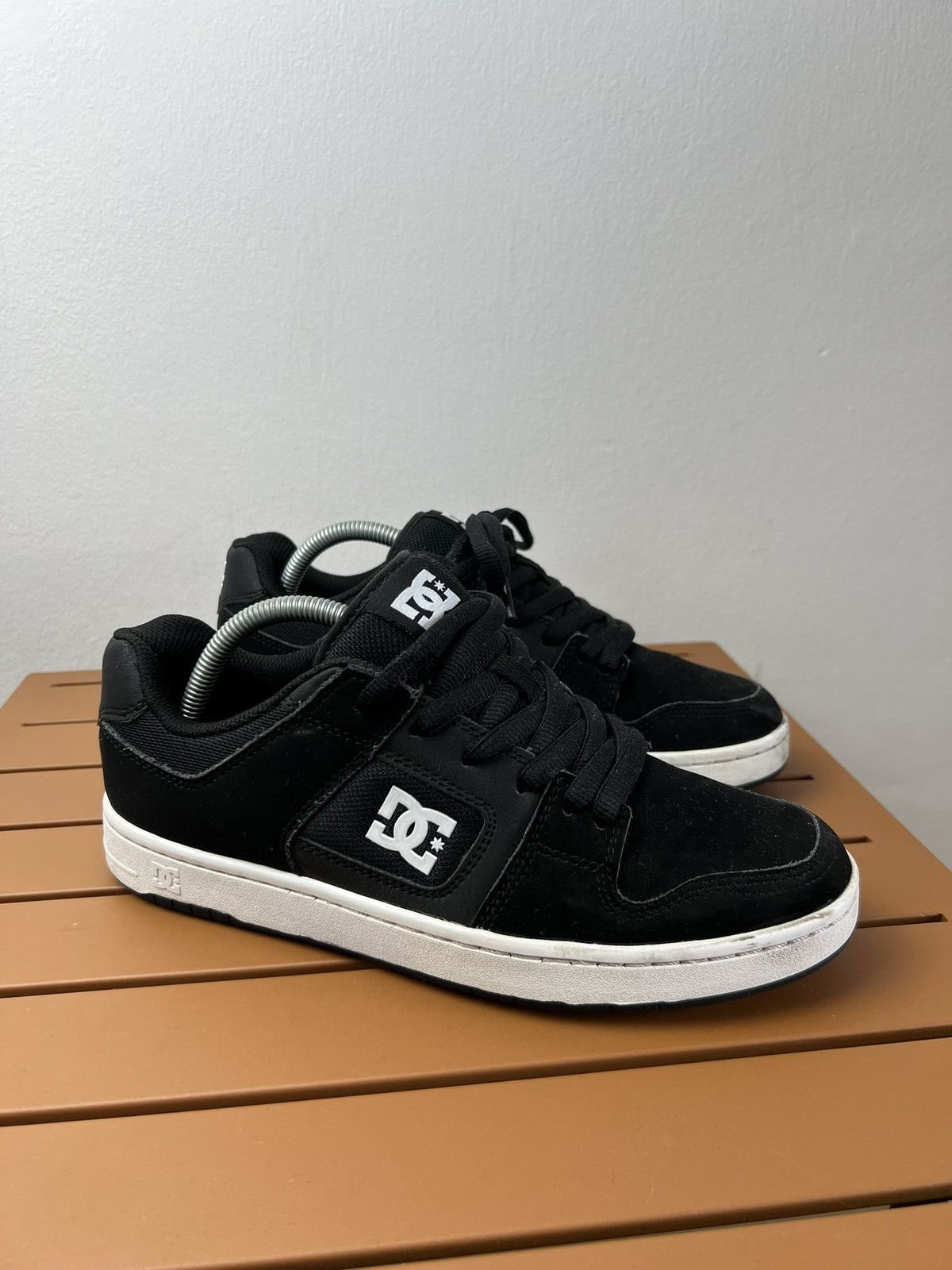 DC × Vintage Vintage Y2K DC SHOES chunky fat skate shoes sneakers US 8.5 Size US 8.5 / EU 41-42 - 2 Thumbnail