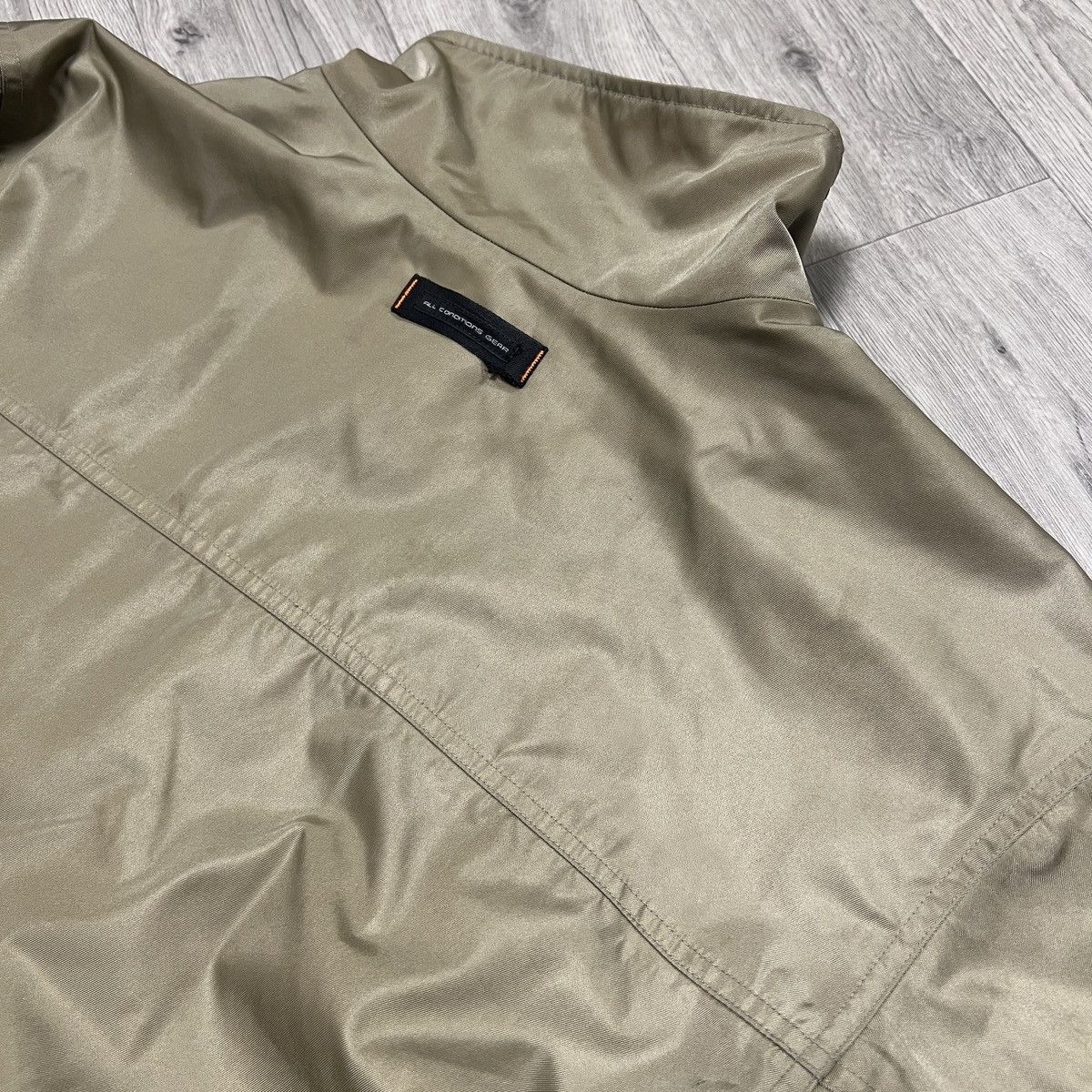 Vintage Vintage Nike ACG Outer Layer 3 Jacket 90s Size L Size US L / EU 52-54 / 3 - 17 Thumbnail