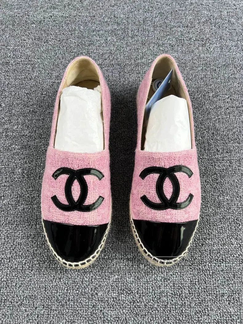 Chanel Chanel Pink Patent Leather Espadrilles. Size US 6.5 / EU 39-40 - 3 Thumbnail