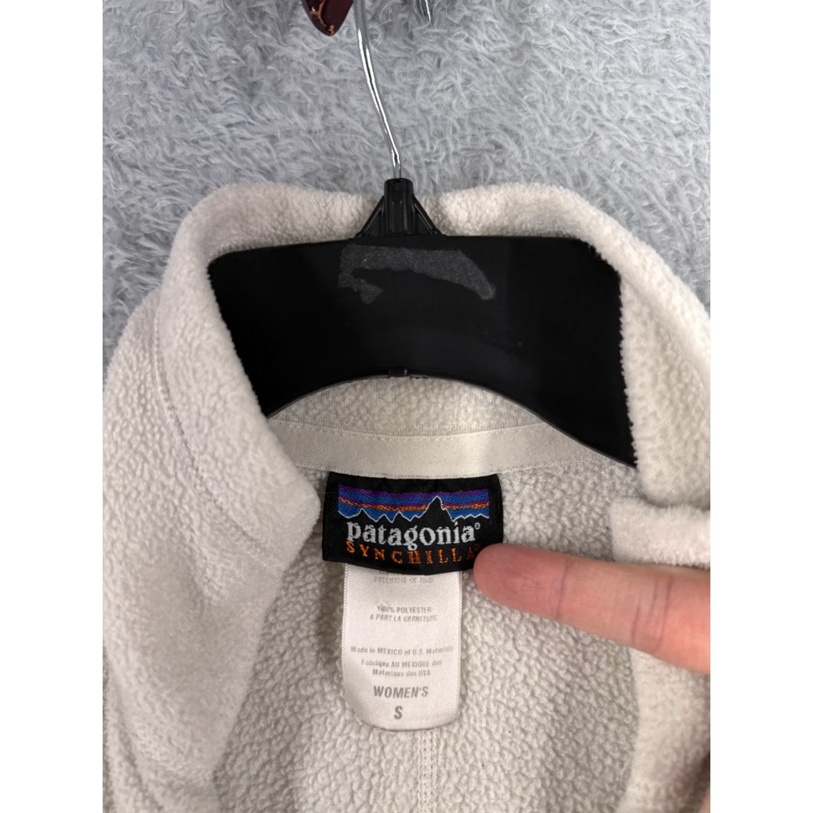 Patagonia Patagonia Sweater Womens Small White Synchilla Marsupial 1/2 Zip Pockets Poly Size S / US 4 / IT 40 - 6 Thumbnail