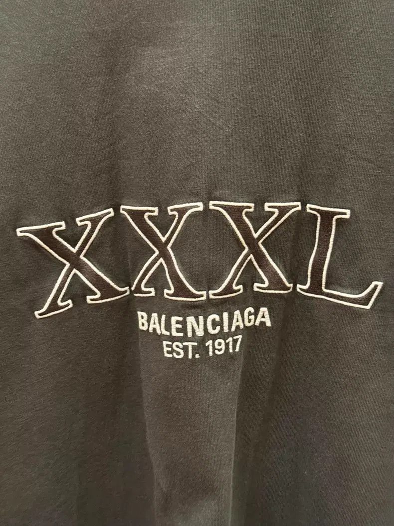 Balenciaga Balenciaga Embroidered Letter Short Sleeve T-Shirt Size US L / EU 52-54 / 3 - 2 Thumbnail