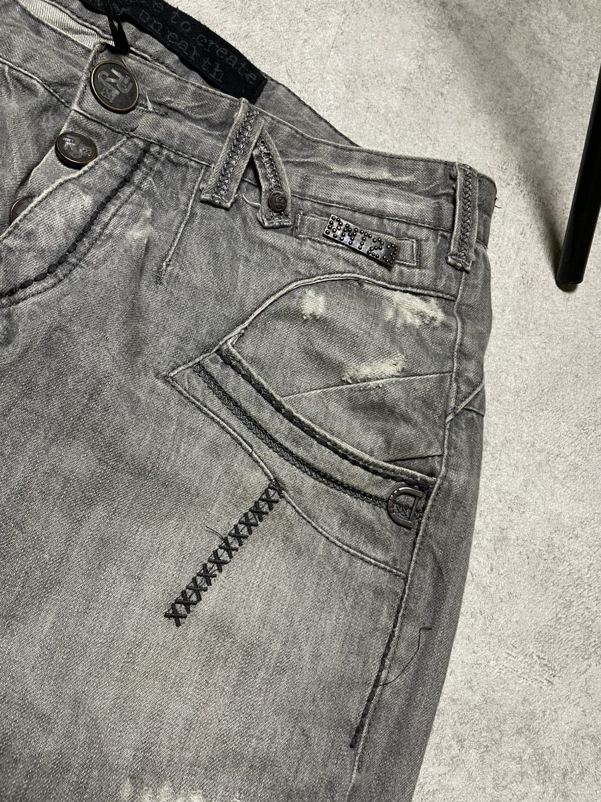 If Six Was Nine RNT23 Skull Destroyed glam denim w/ twisted seams & raw edge Size US 36 / EU 52 - 5 Thumbnail