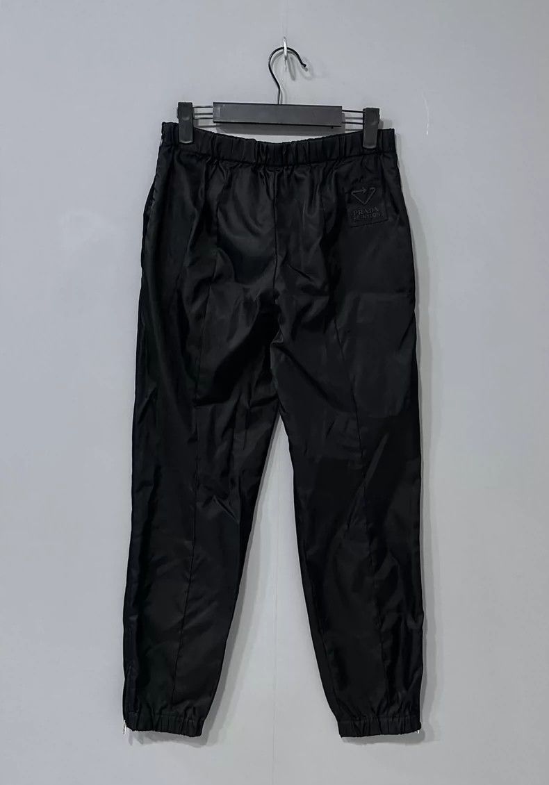 Prada Prada Triangle nylon trousers 2502-Nextarrow Size US 38 / EU 54 - 2 Thumbnail