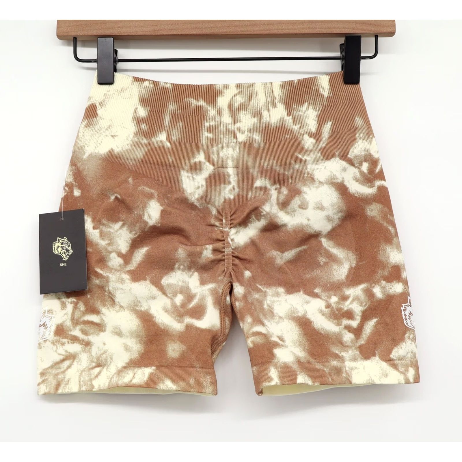 Darc Sport Darc Sport Wolves Forever Everson Seamless Shorts Desert Rose Cream Sz S NEW Brown Nylon, Spandex 4" Inseam Breathable Athletic Womens Shorts Size 28" / US 6 / IT 42 - 2 Thumbnail