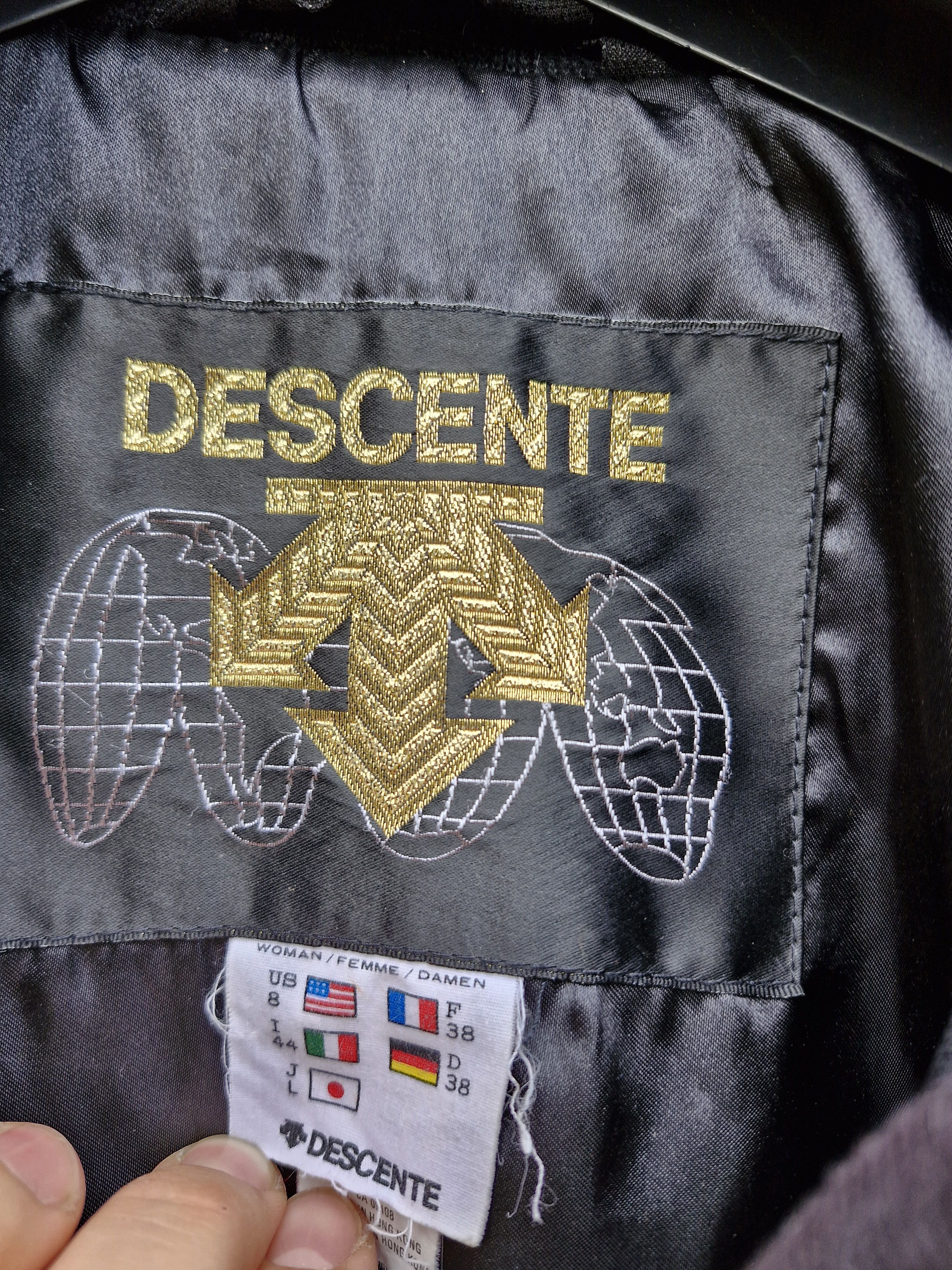 Descente Descente ski womens jacket vintage Size M / US 6-8 / IT 42-44 - 4 Thumbnail