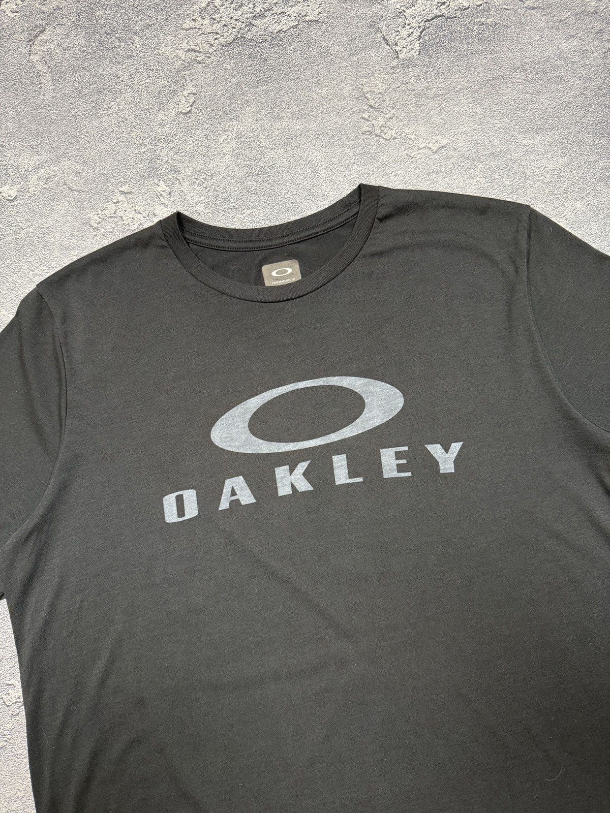 Oakley × Vintage Oakley Big Logo Tee Y2K Size US XL / EU 56 / 4 - 3 Thumbnail